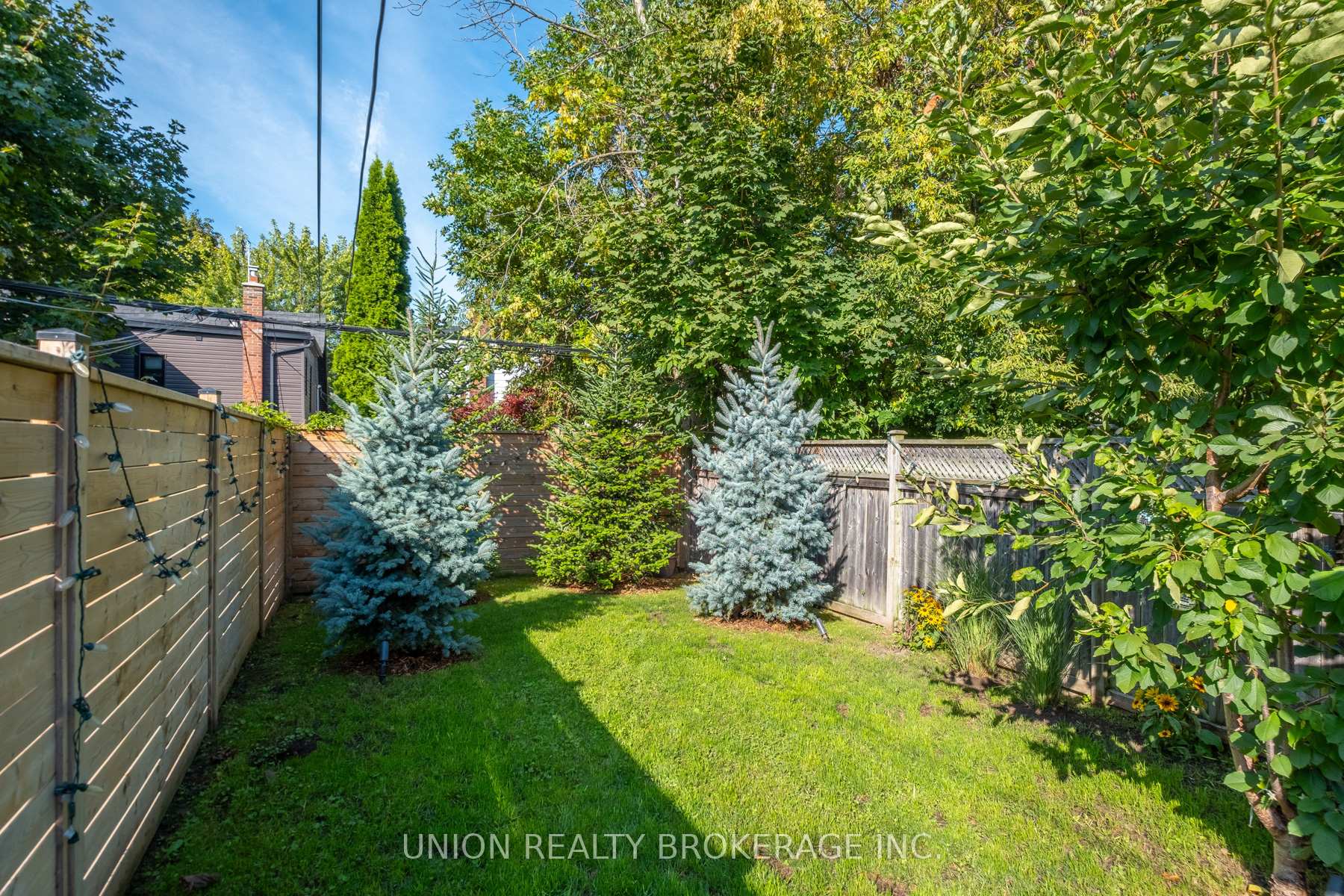 26 Greenwood Avenue