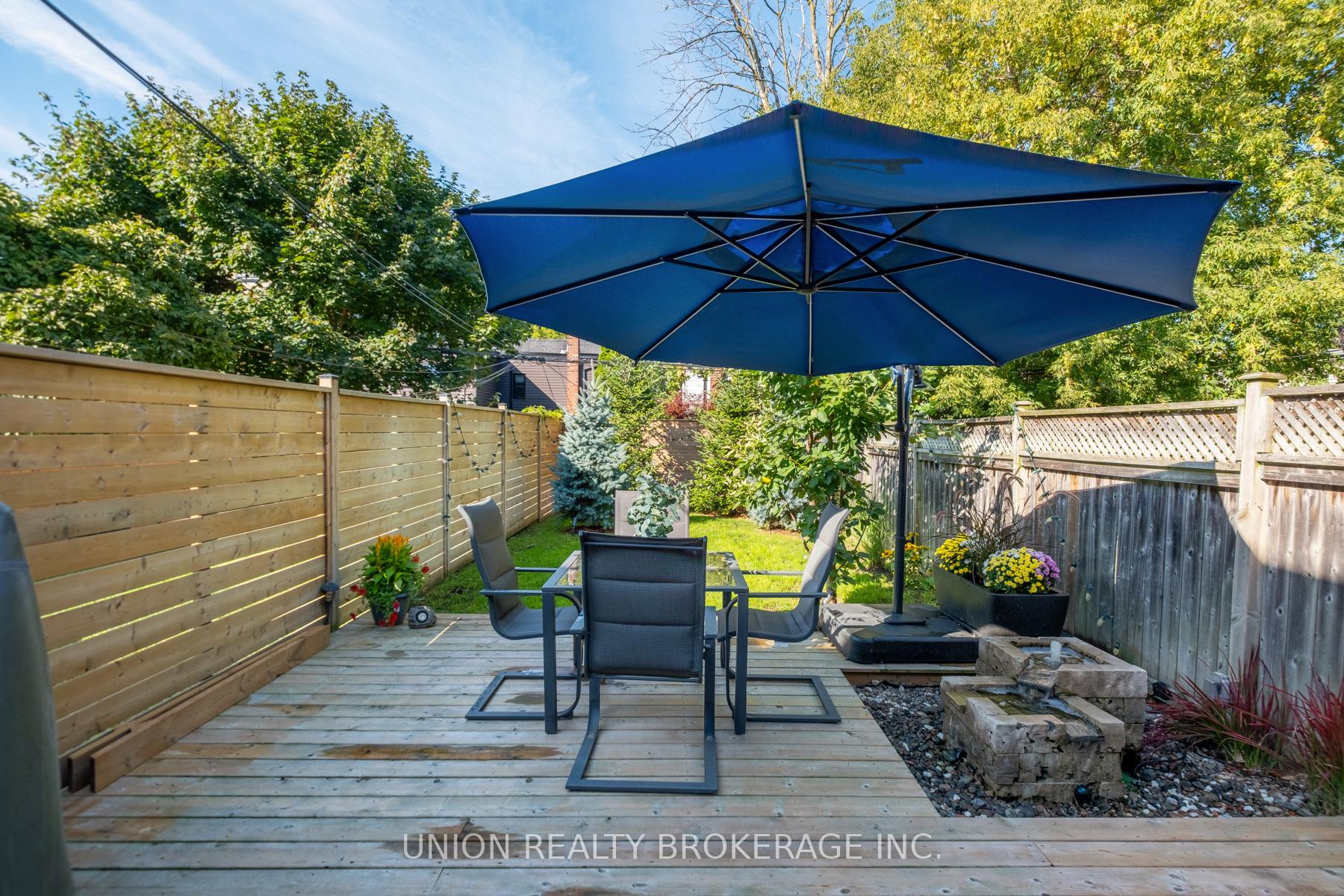 26 Greenwood Avenue