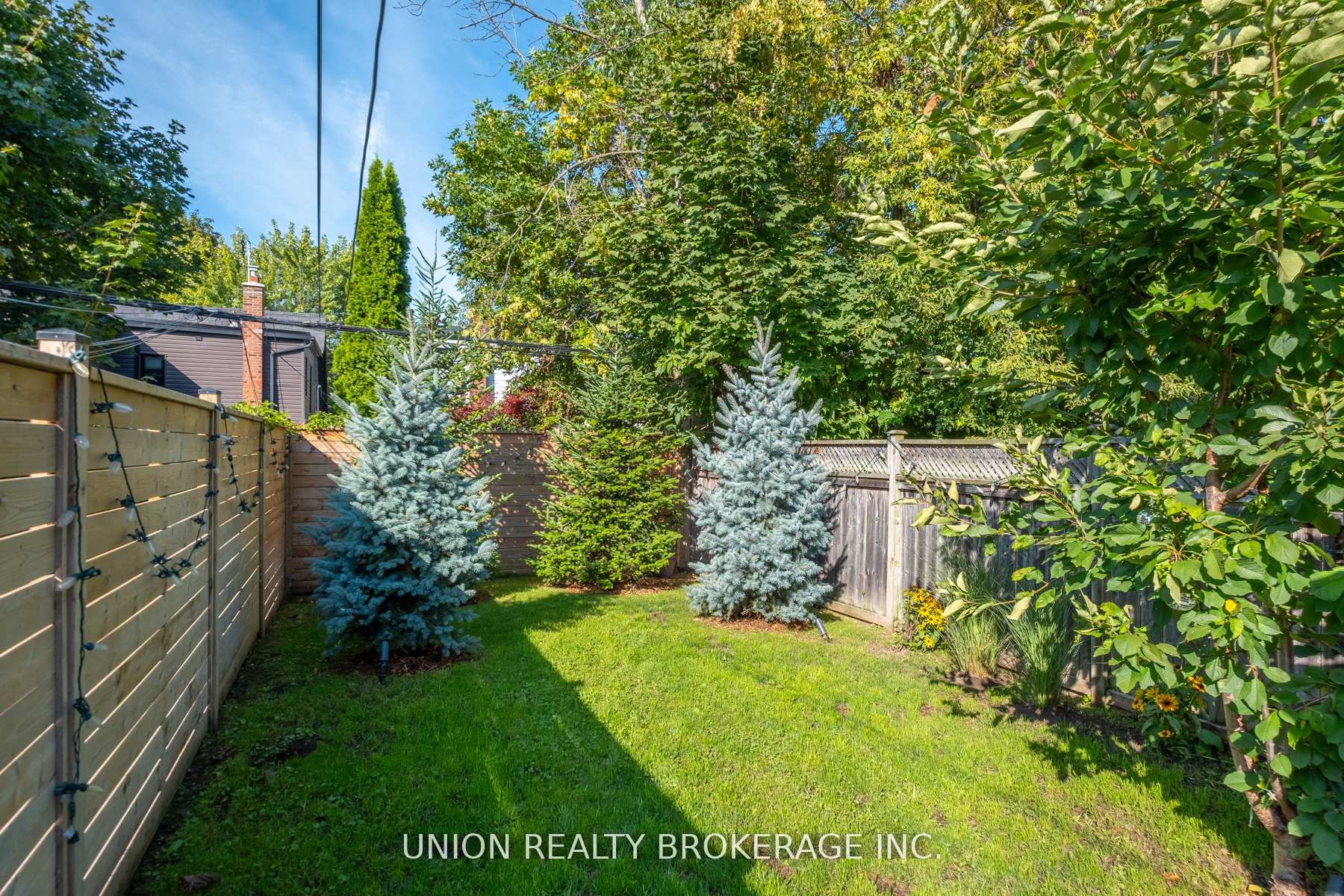 26 Greenwood Avenue