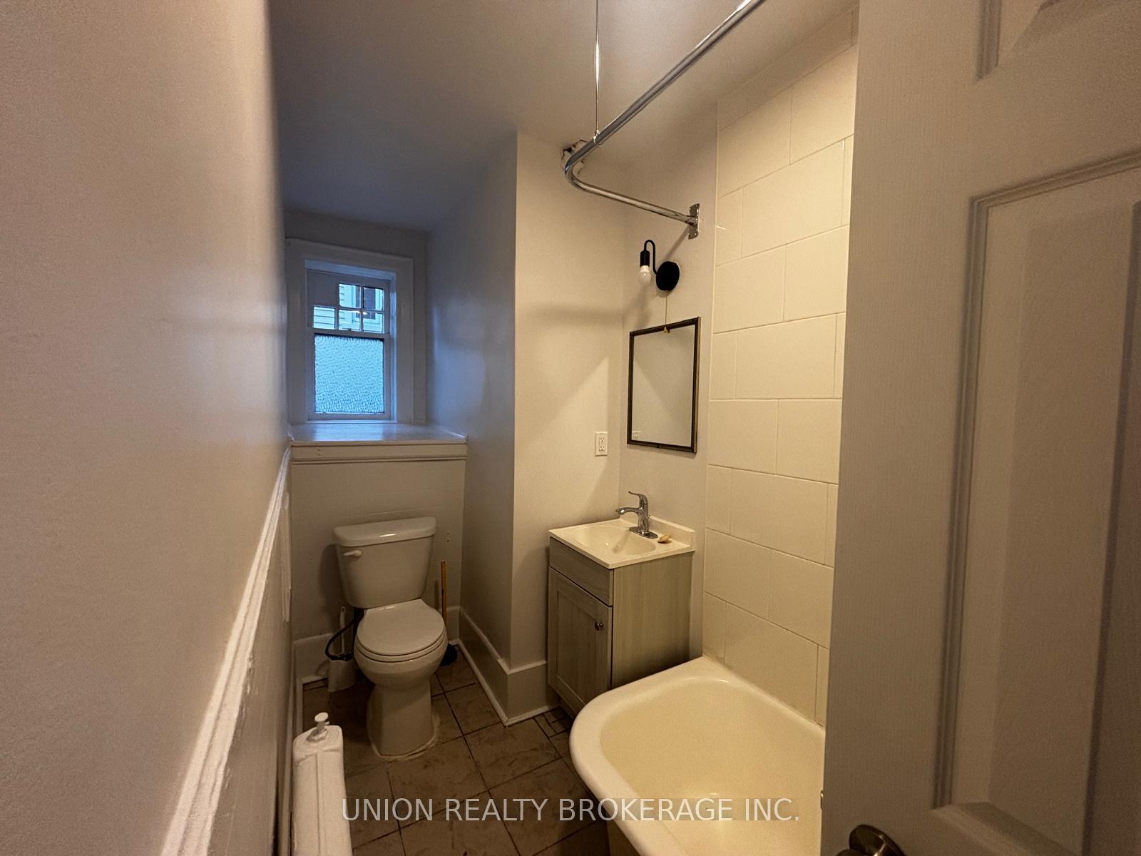 59 Balsam Avenue 1