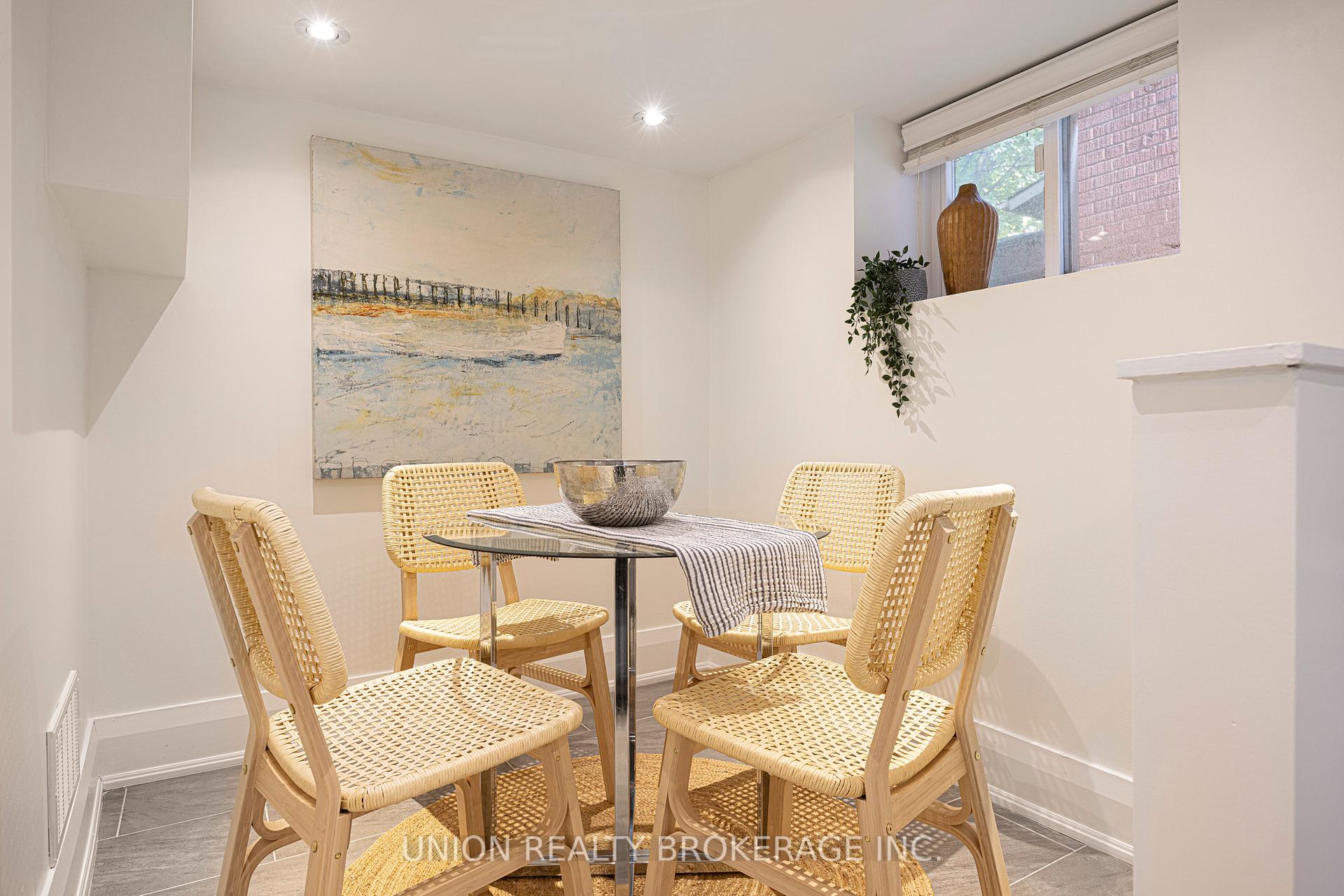 10 Selwood Avenue