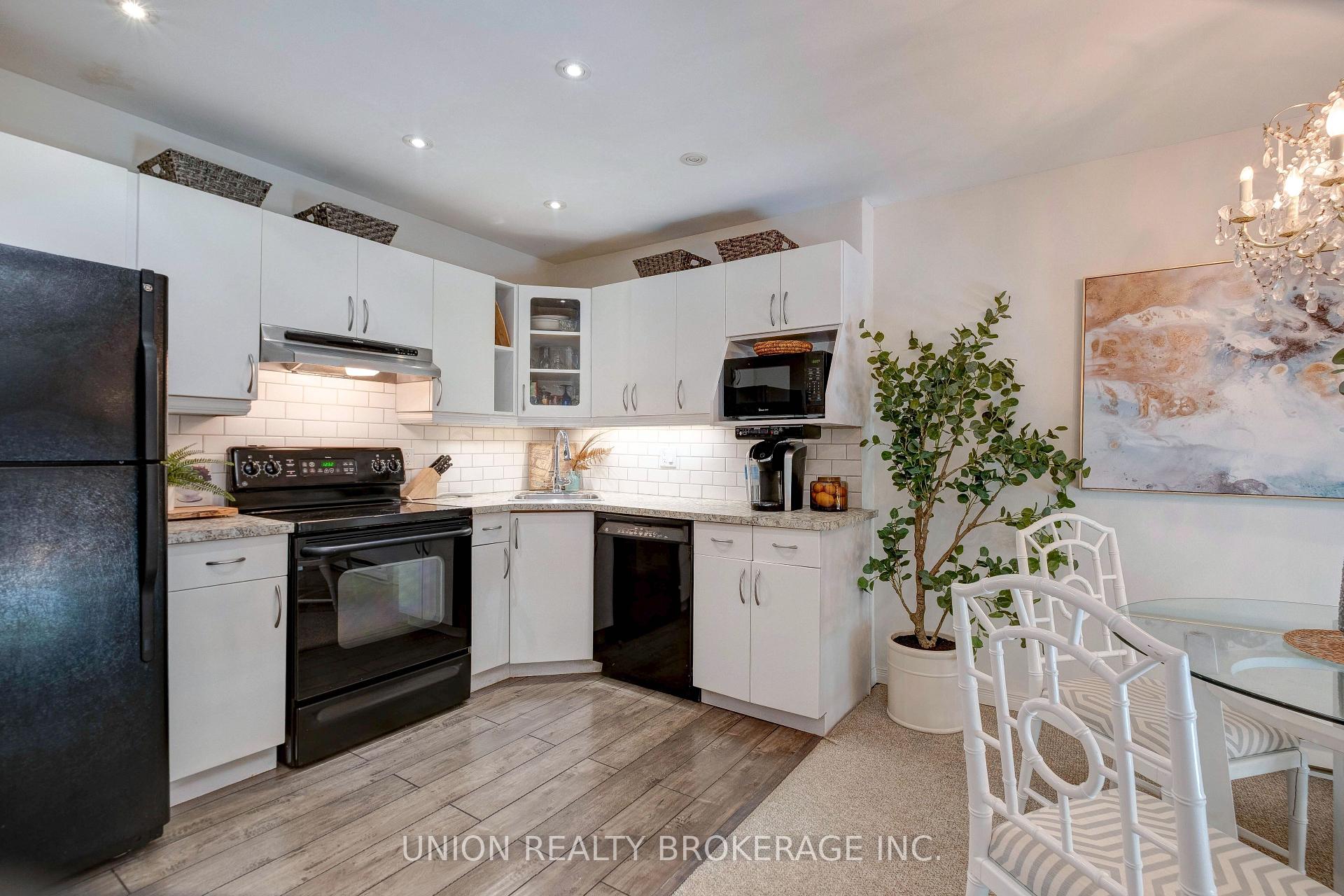 50 Battenberg Avenue 5