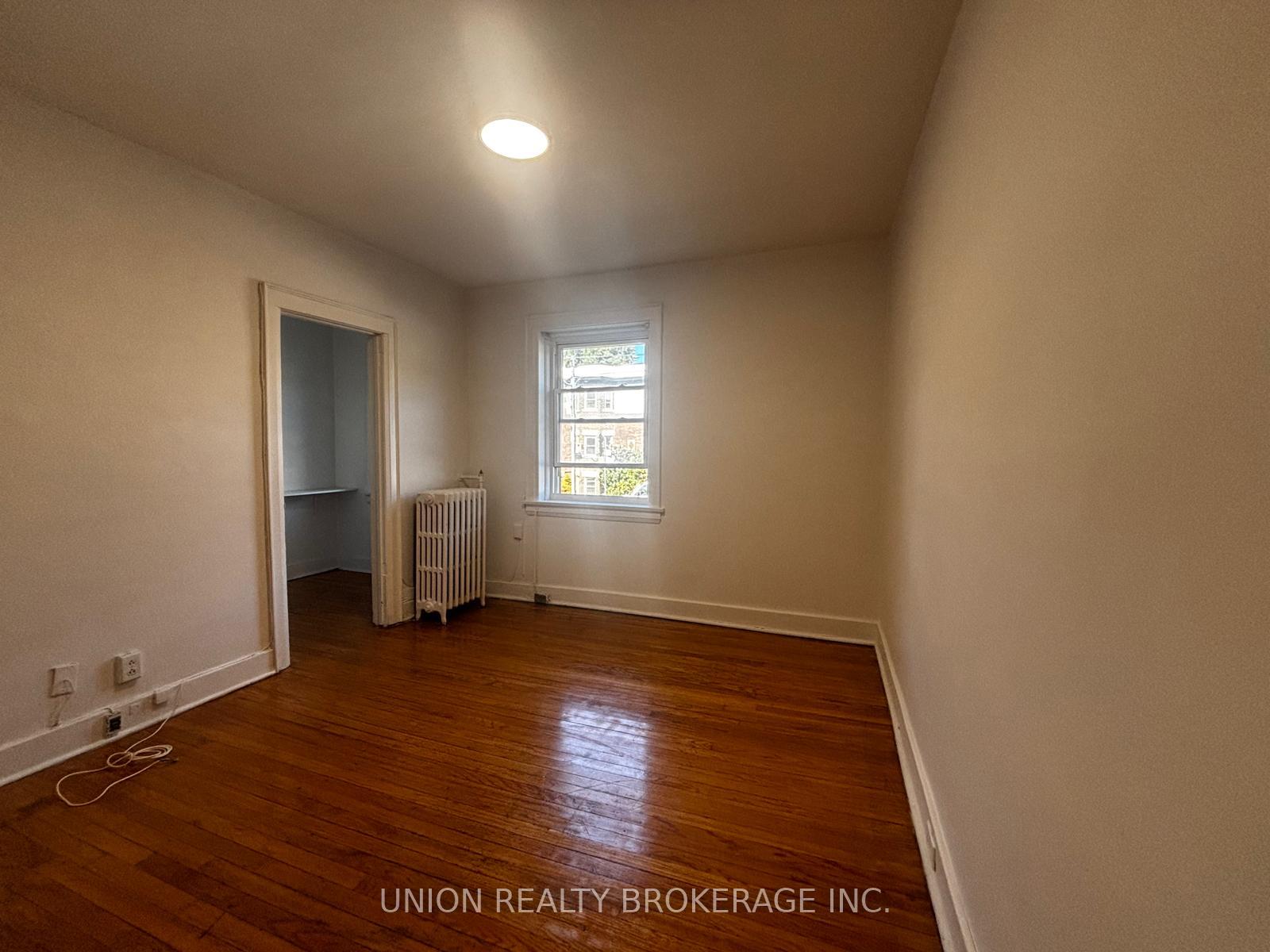 2405 Queen Street E 202