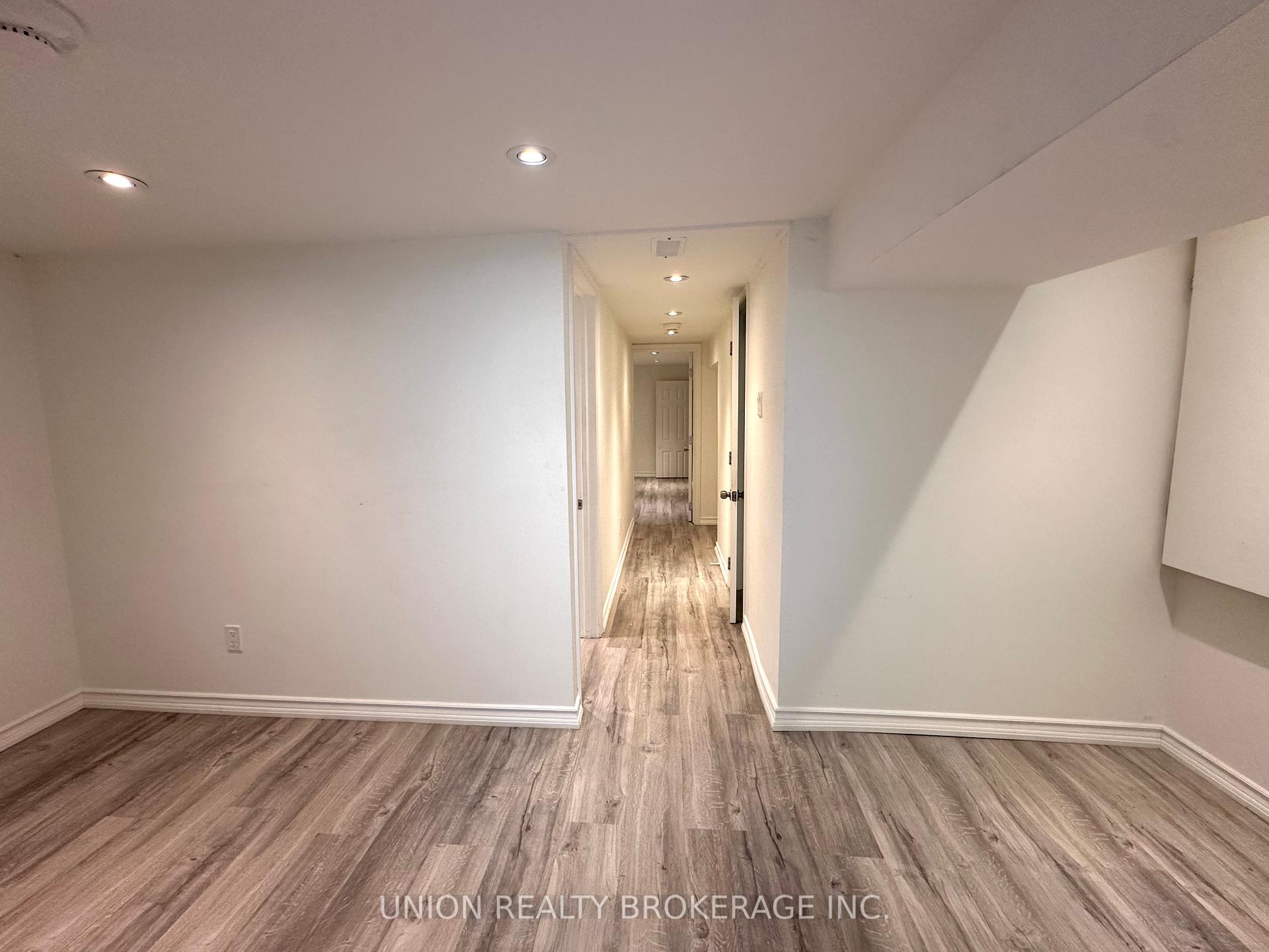 33 Harris Avenue