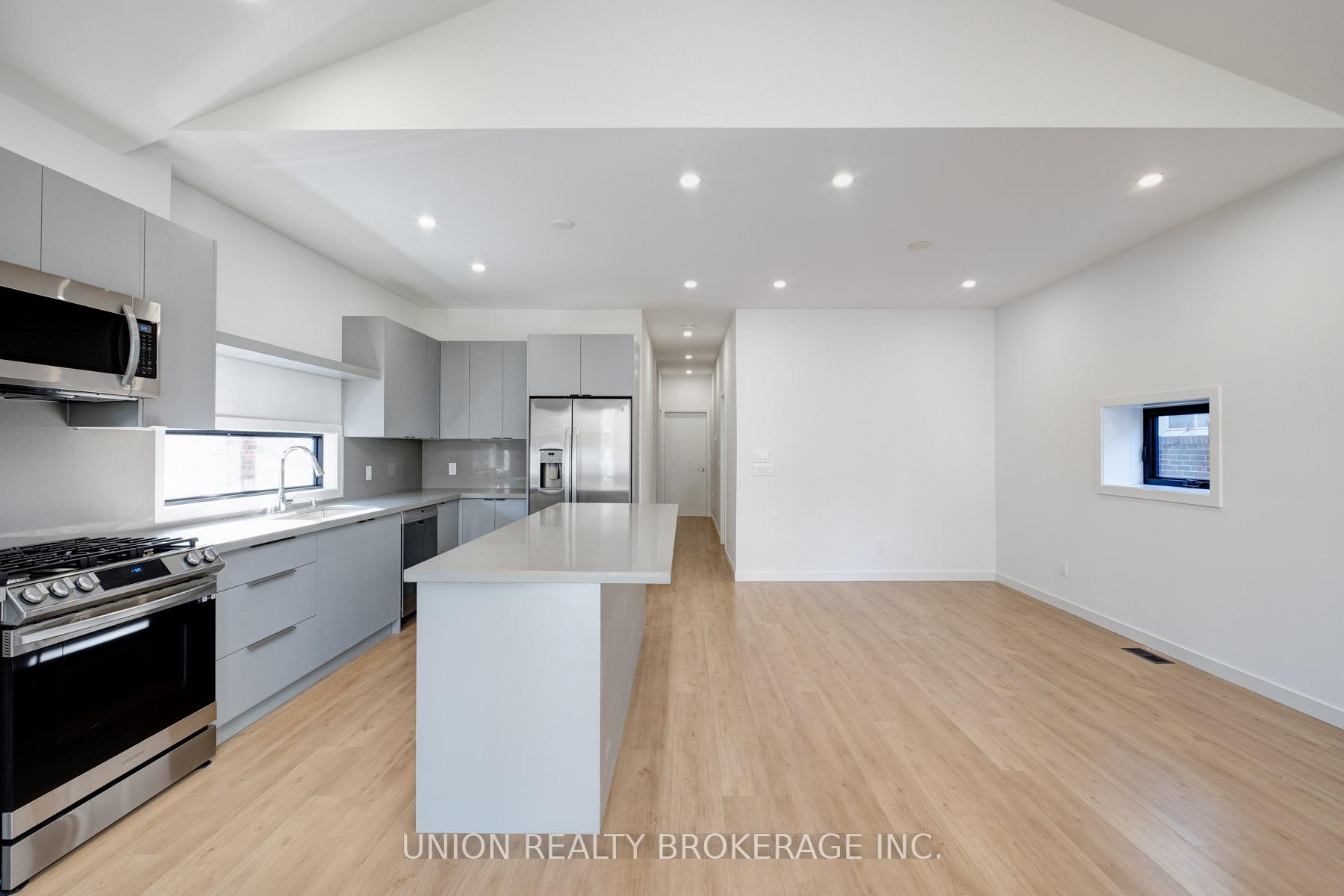 506 Scarborough Road Main Floor