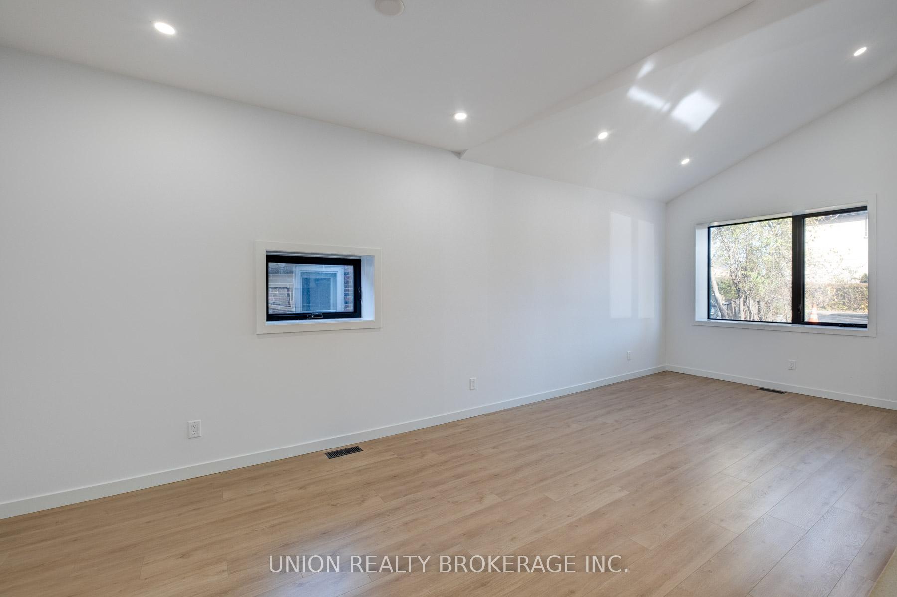 506 Scarborough Road Main Floor