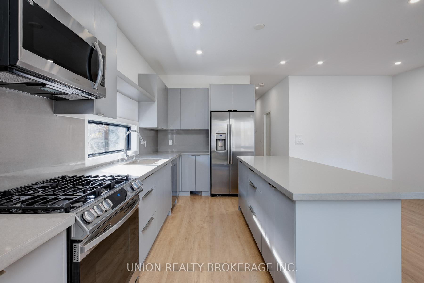 506 Scarborough Road Main Floor