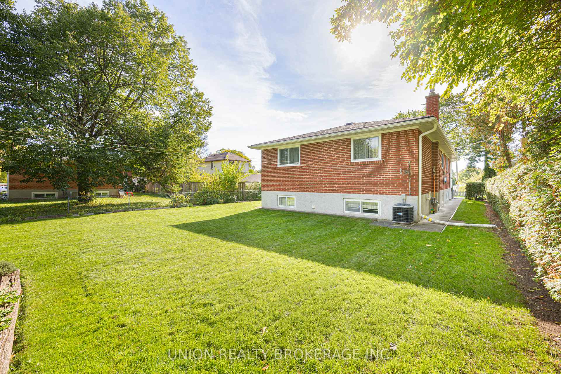 64 Rodda Boulevard