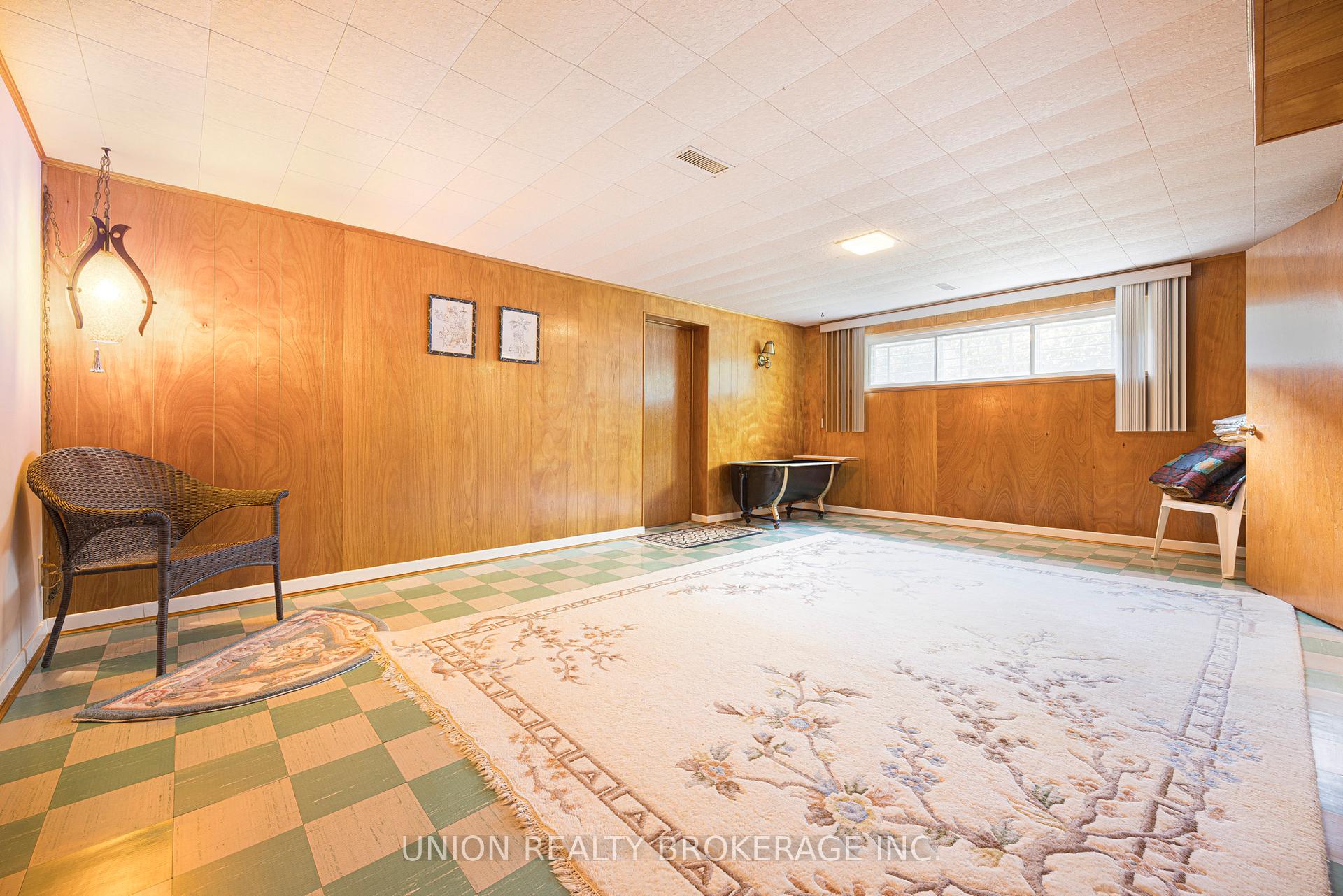 64 Rodda Boulevard