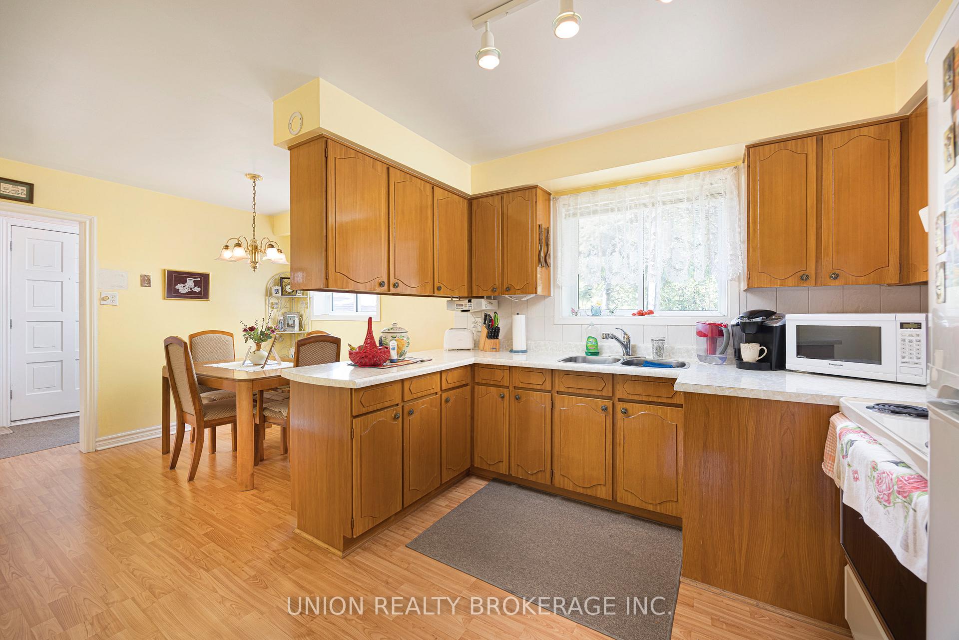 64 Rodda Boulevard