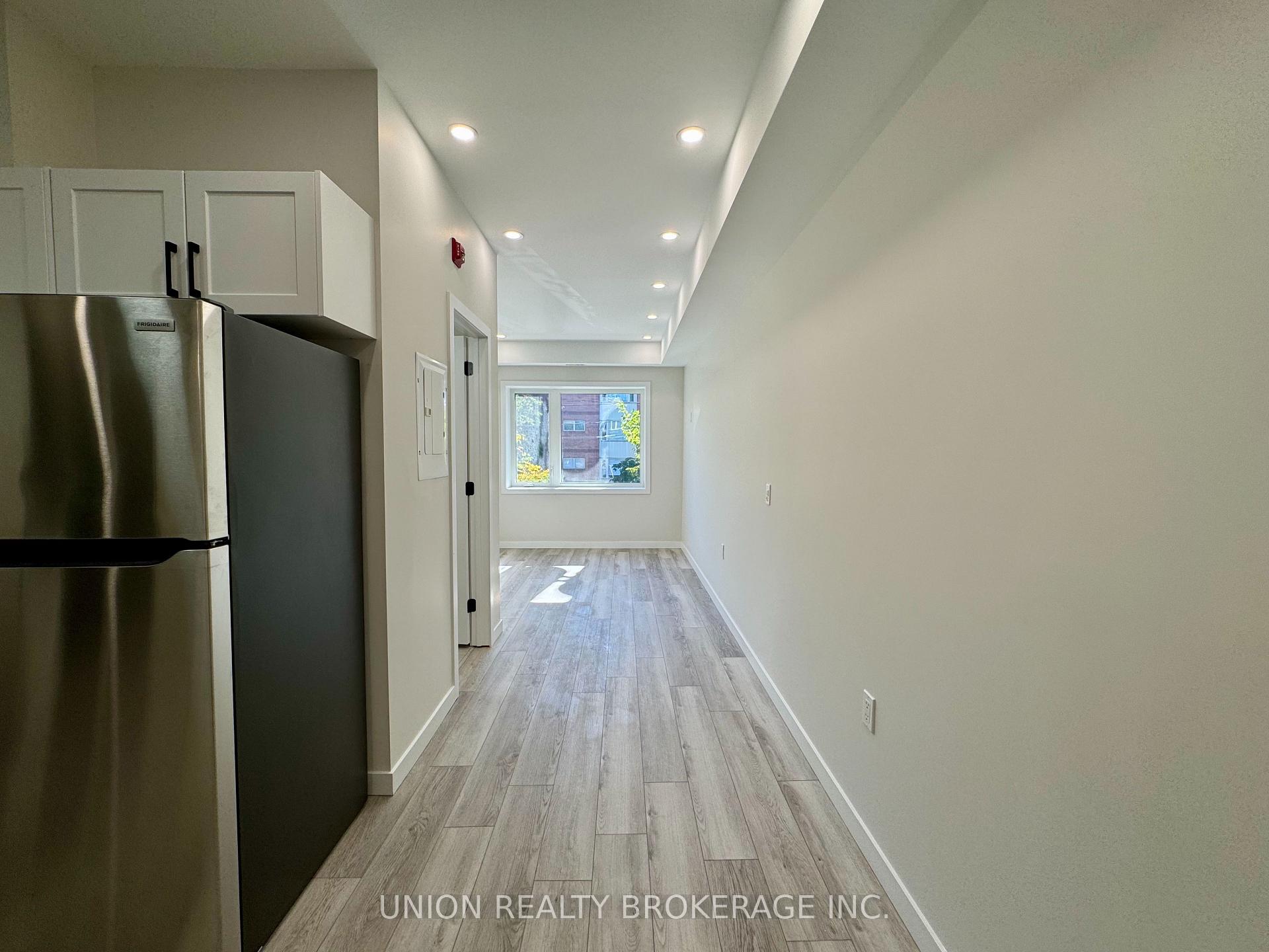 1184 Queen Street E 1, Toronto E01