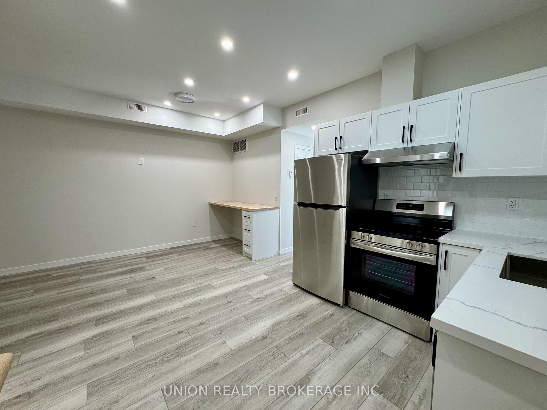 1184 Queen Street E 3, Toronto E01 Unit: 3