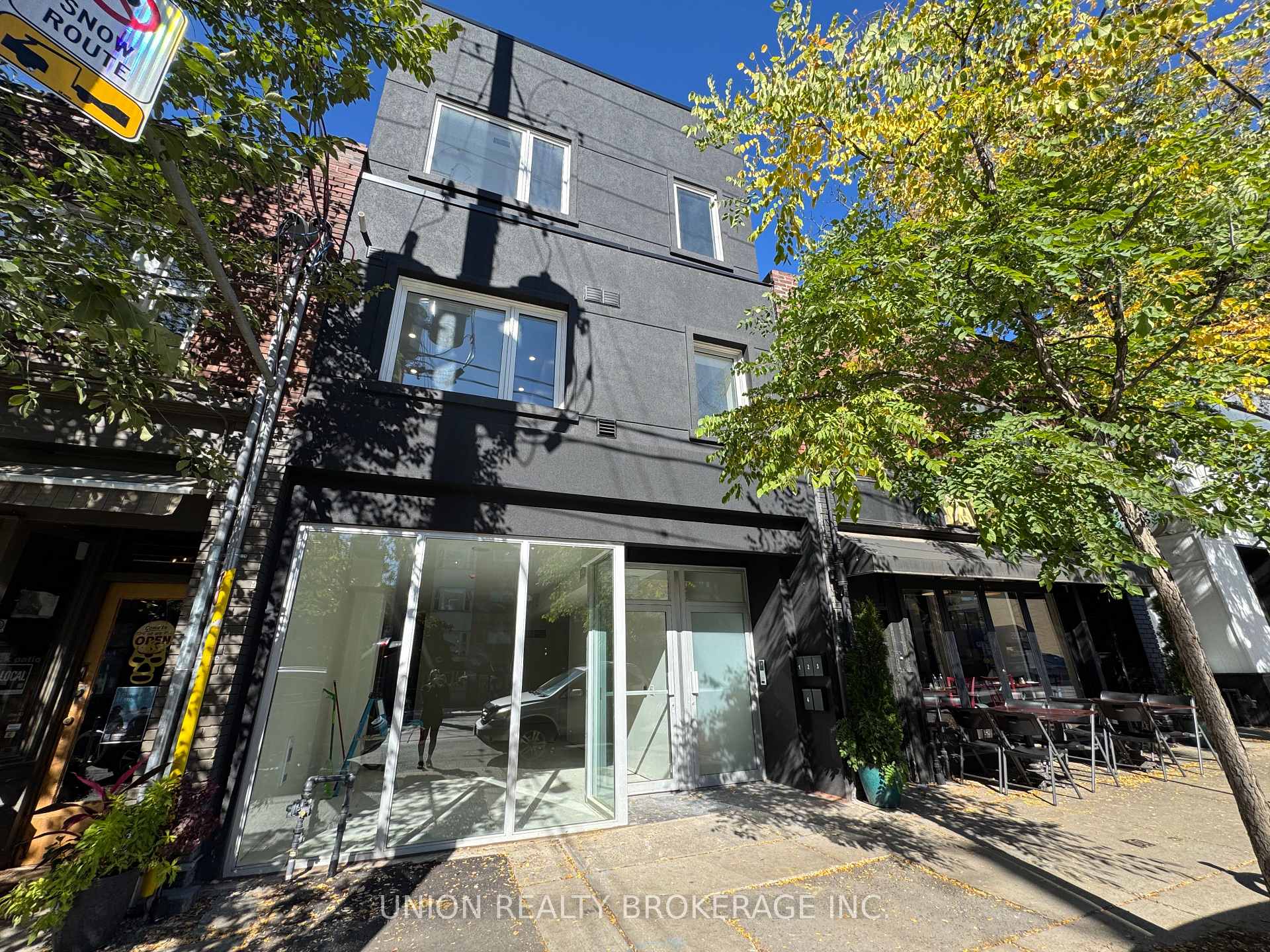 1184 Queen Street E 3, Toronto E01 Unit: 3