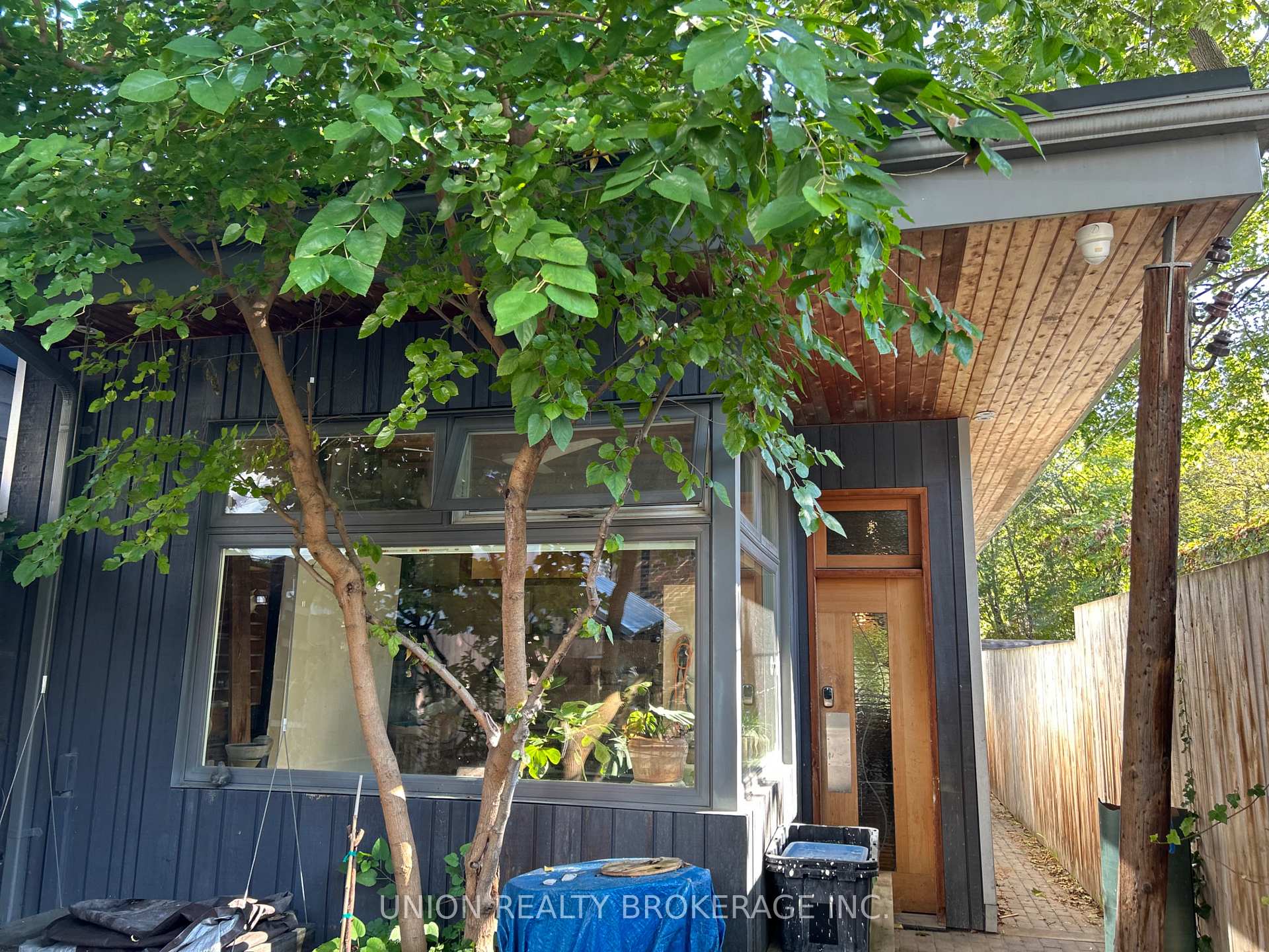 303 Coxwell Avenue rear workspace, Toronto E02 Unit: rear workspace