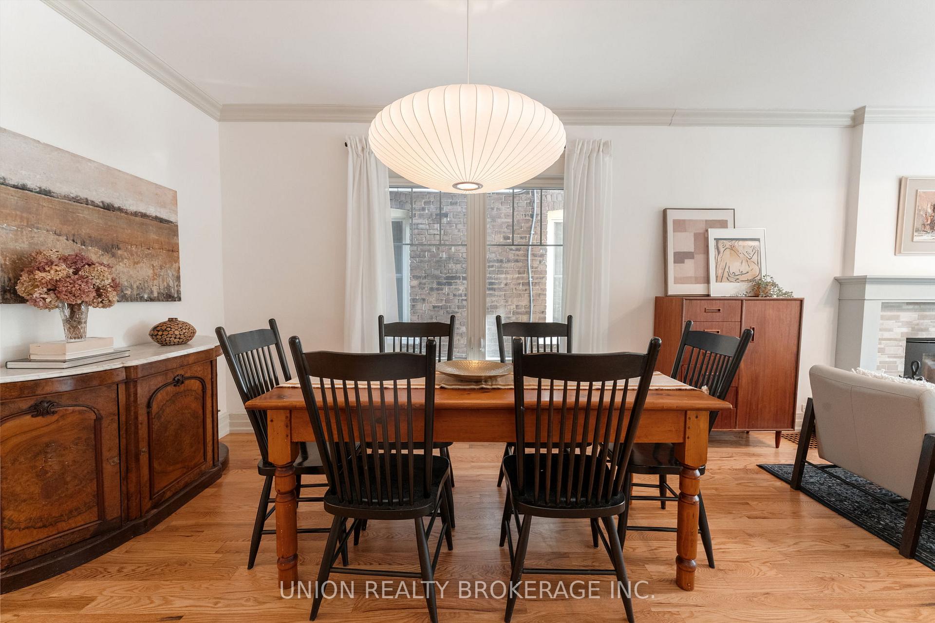 36 Hunter Street, Toronto E01
