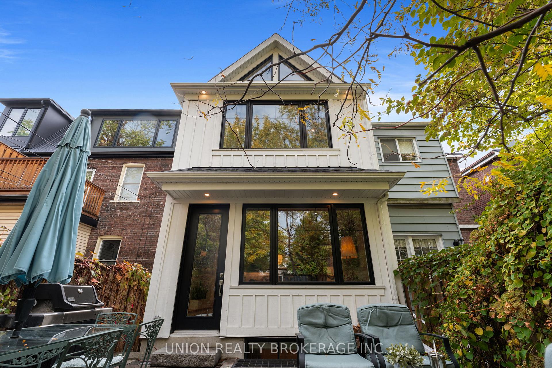 36 Hunter Street, Toronto E01