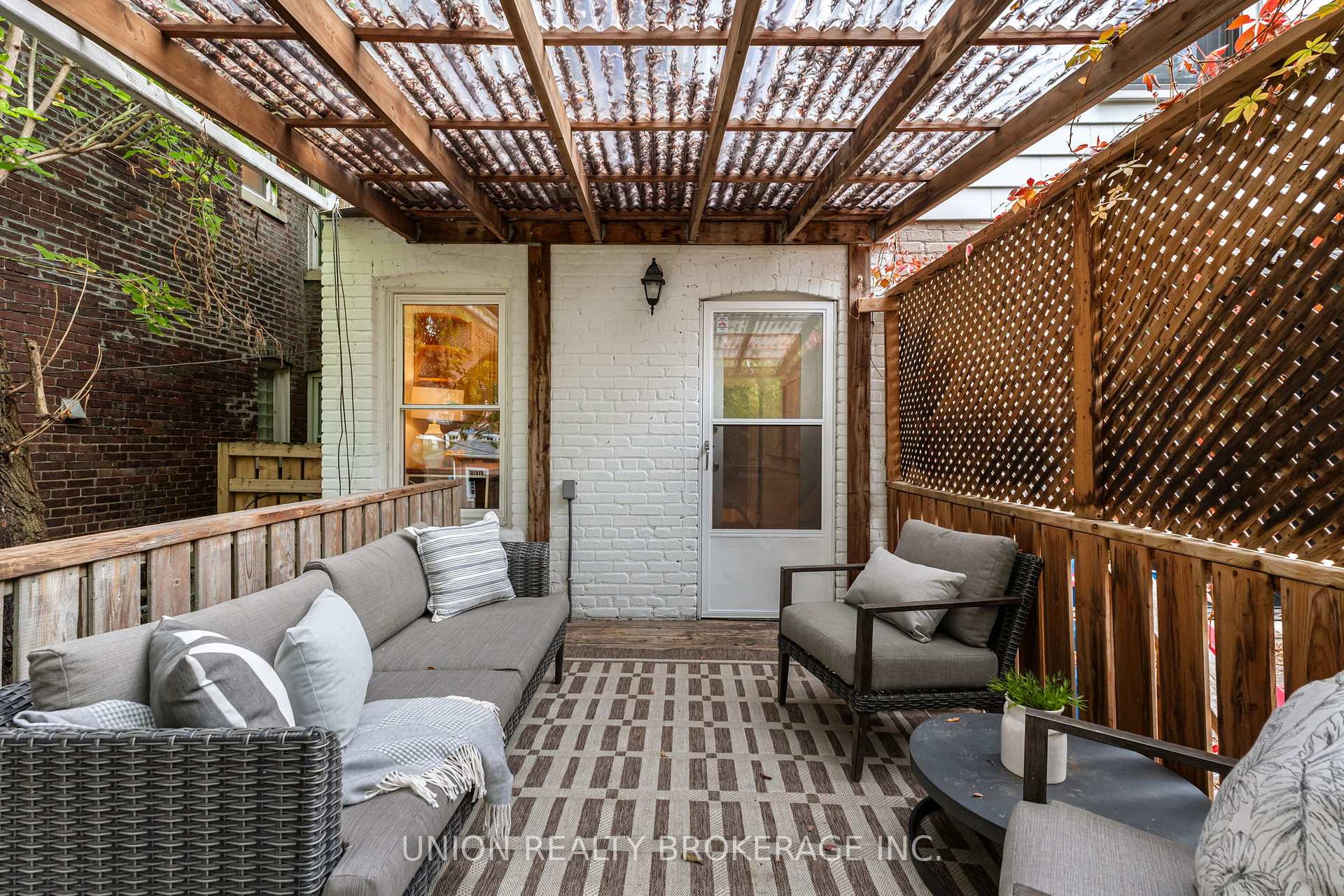 262 Silver Birch Avenue, Toronto E02
