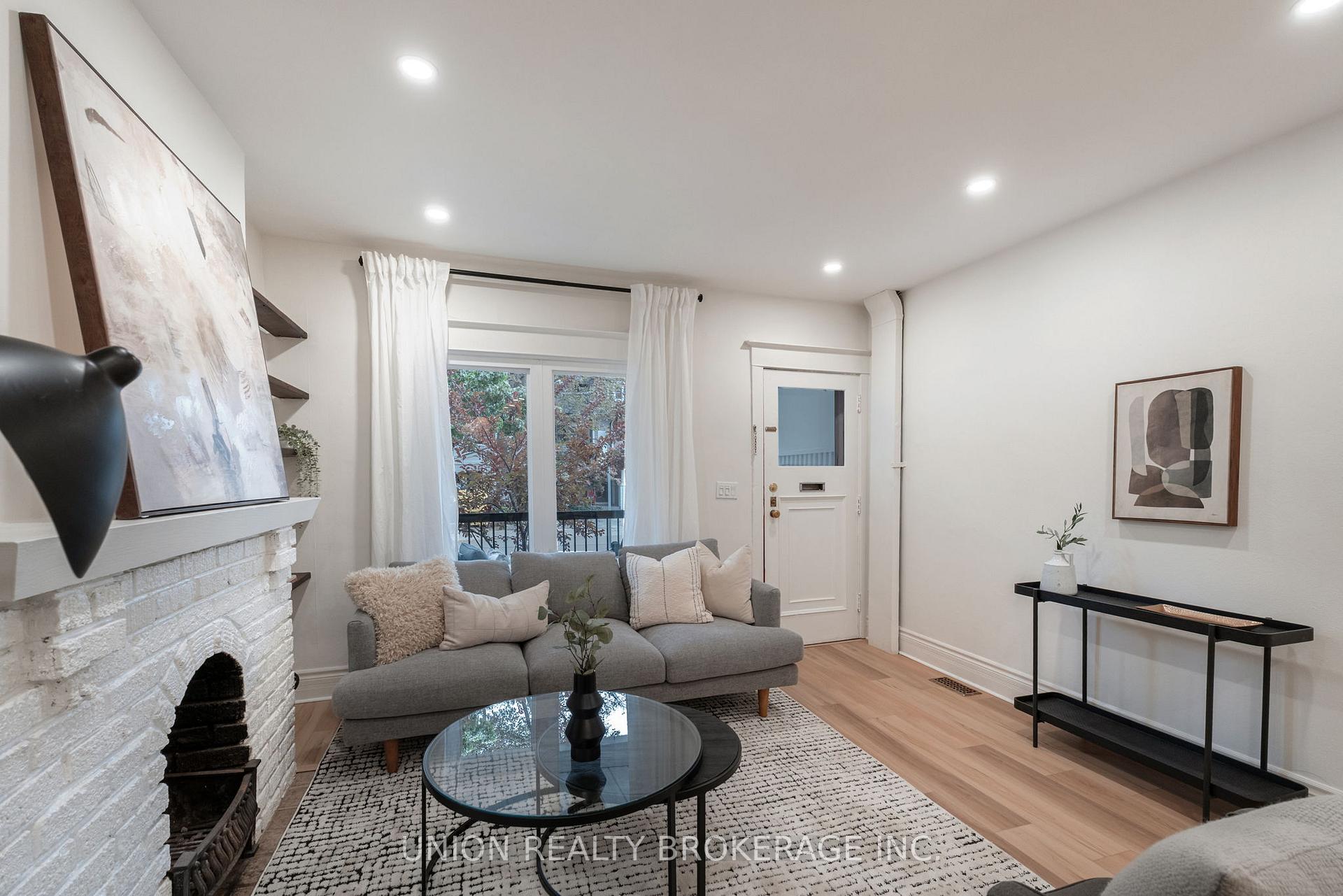 262 Silver Birch Avenue, Toronto E02