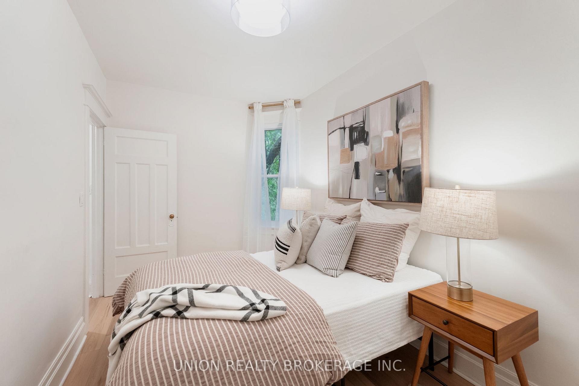 262 Silver Birch Avenue, Toronto E02