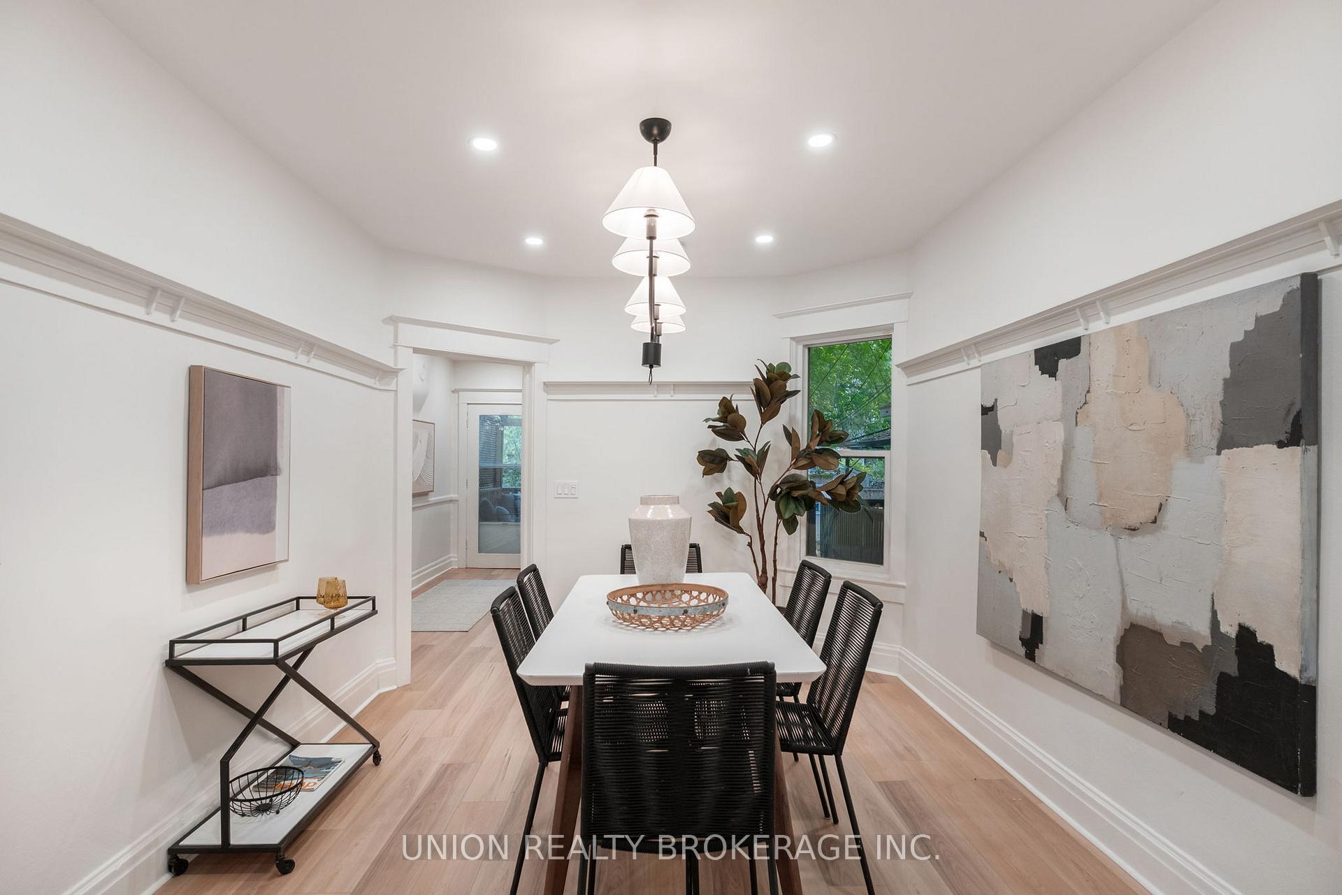 262 Silver Birch Avenue, Toronto E02