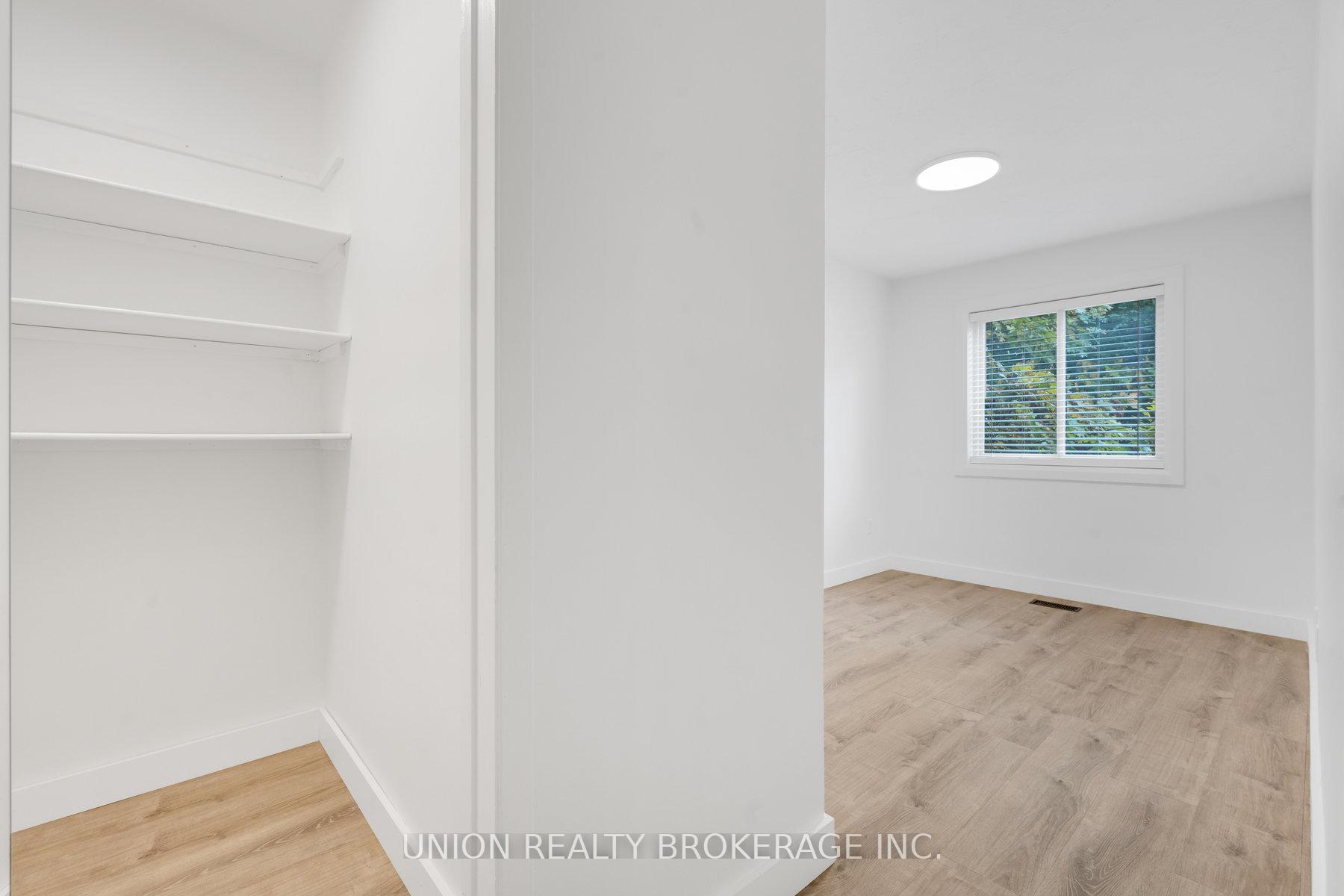 2495A Queen Street E, Toronto E02