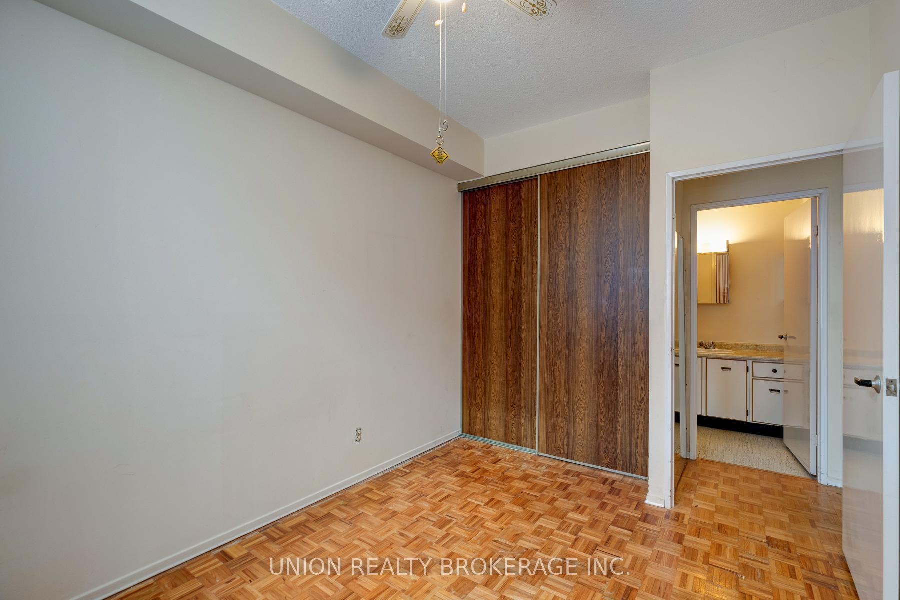 50 Old Kingston Road 5-104, Toronto E10 Unit: 5-104