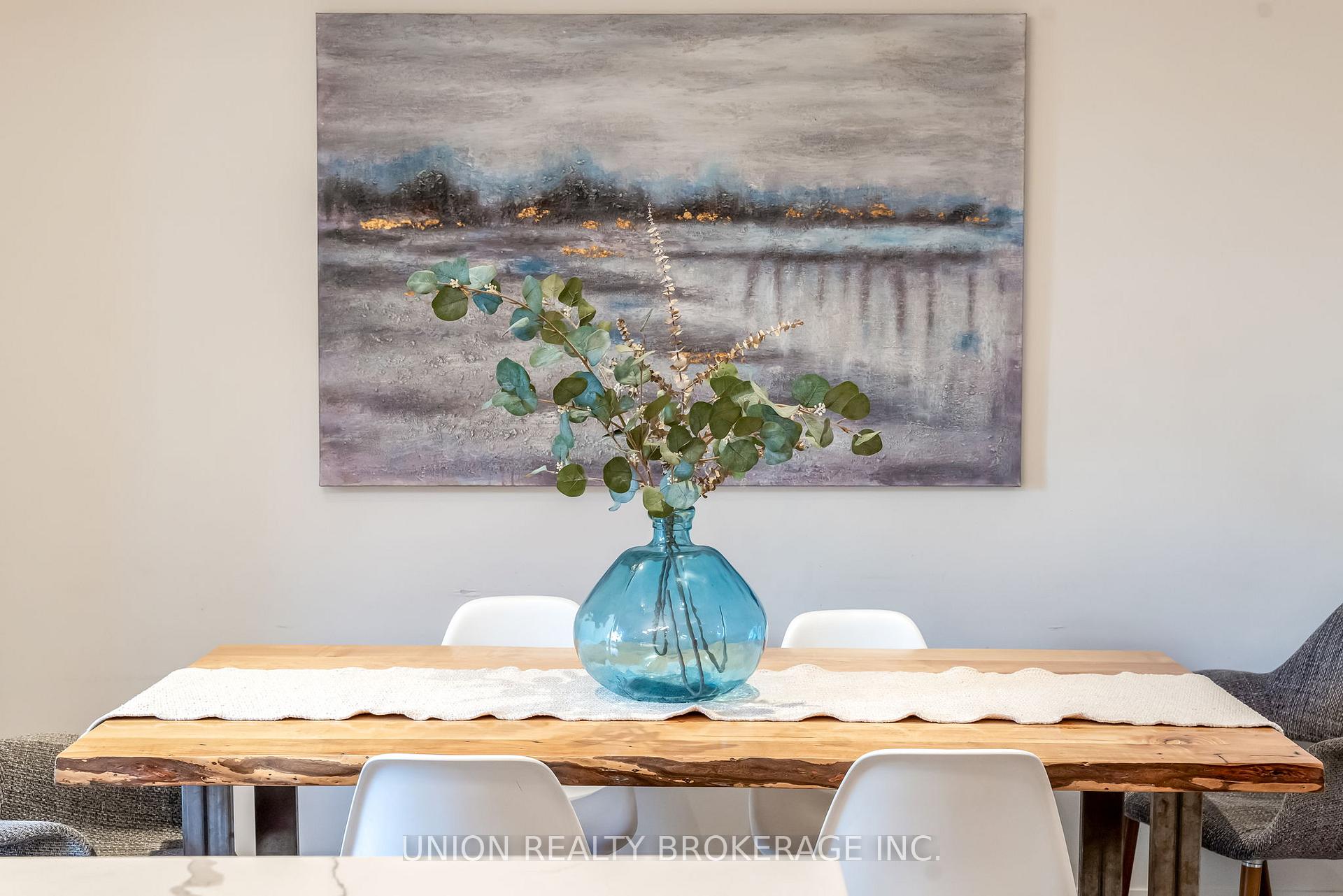 135 Oak Park Avenue, Toronto E03