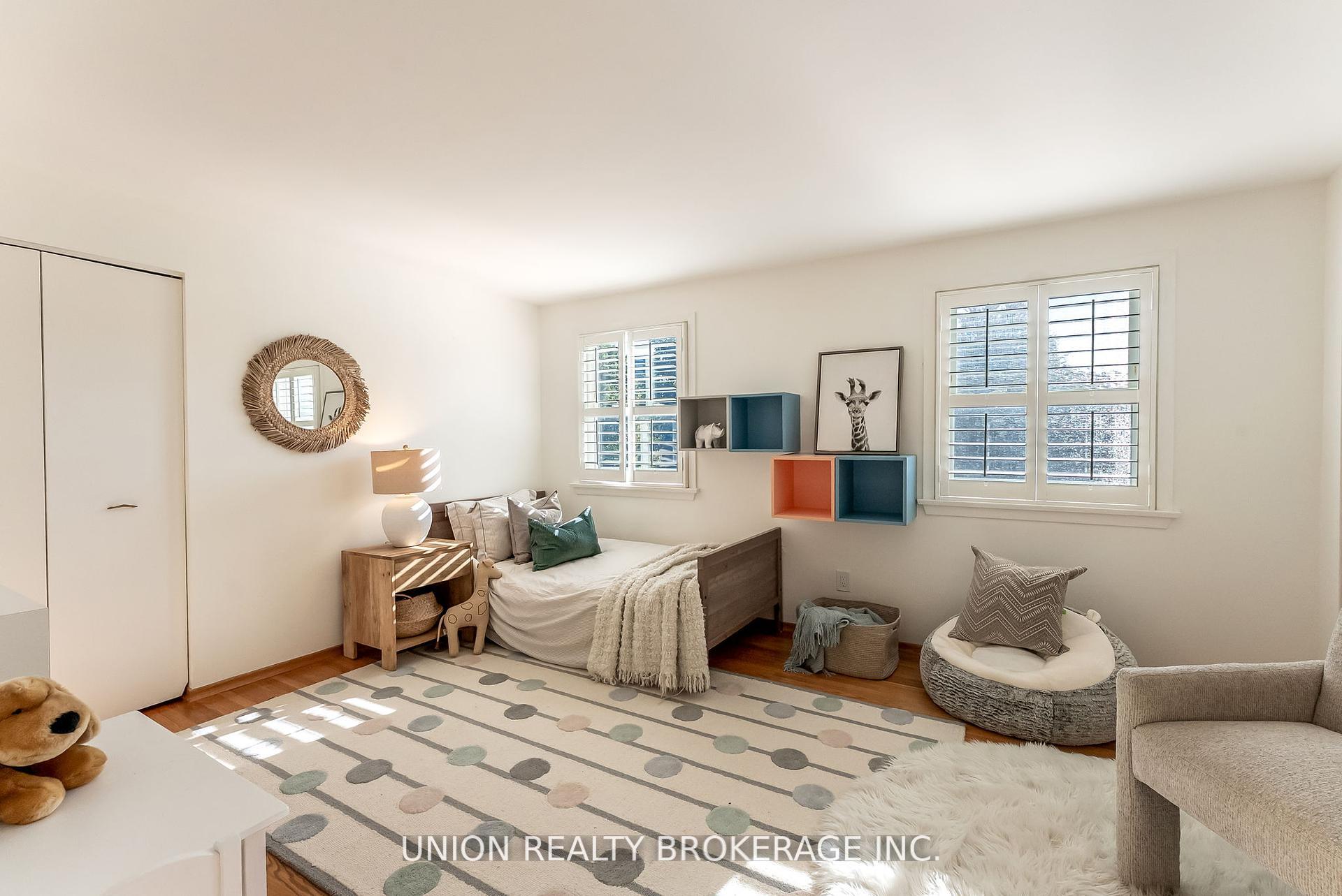 32 Bledlow Manor Drive