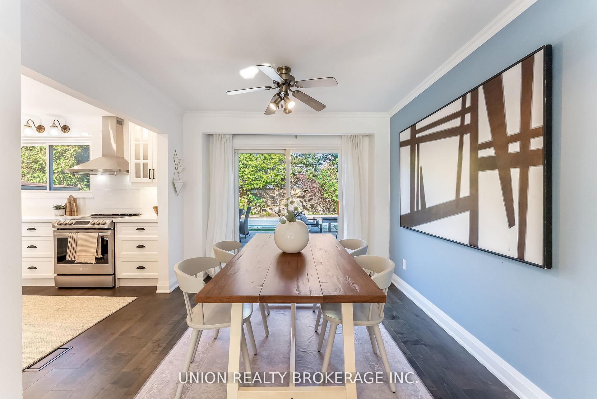 32 Bledlow Manor Drive