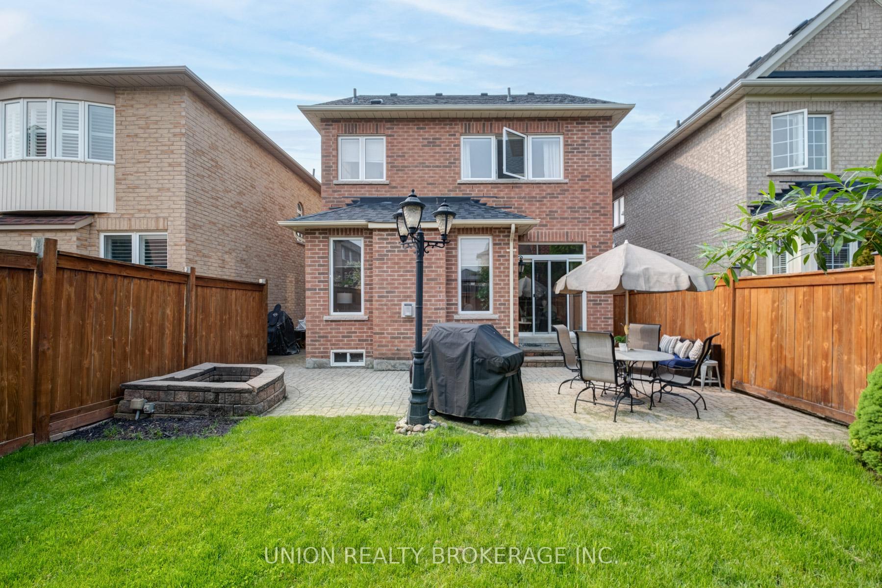 69 Mantle Avenue, Whitchurch-Stouffville