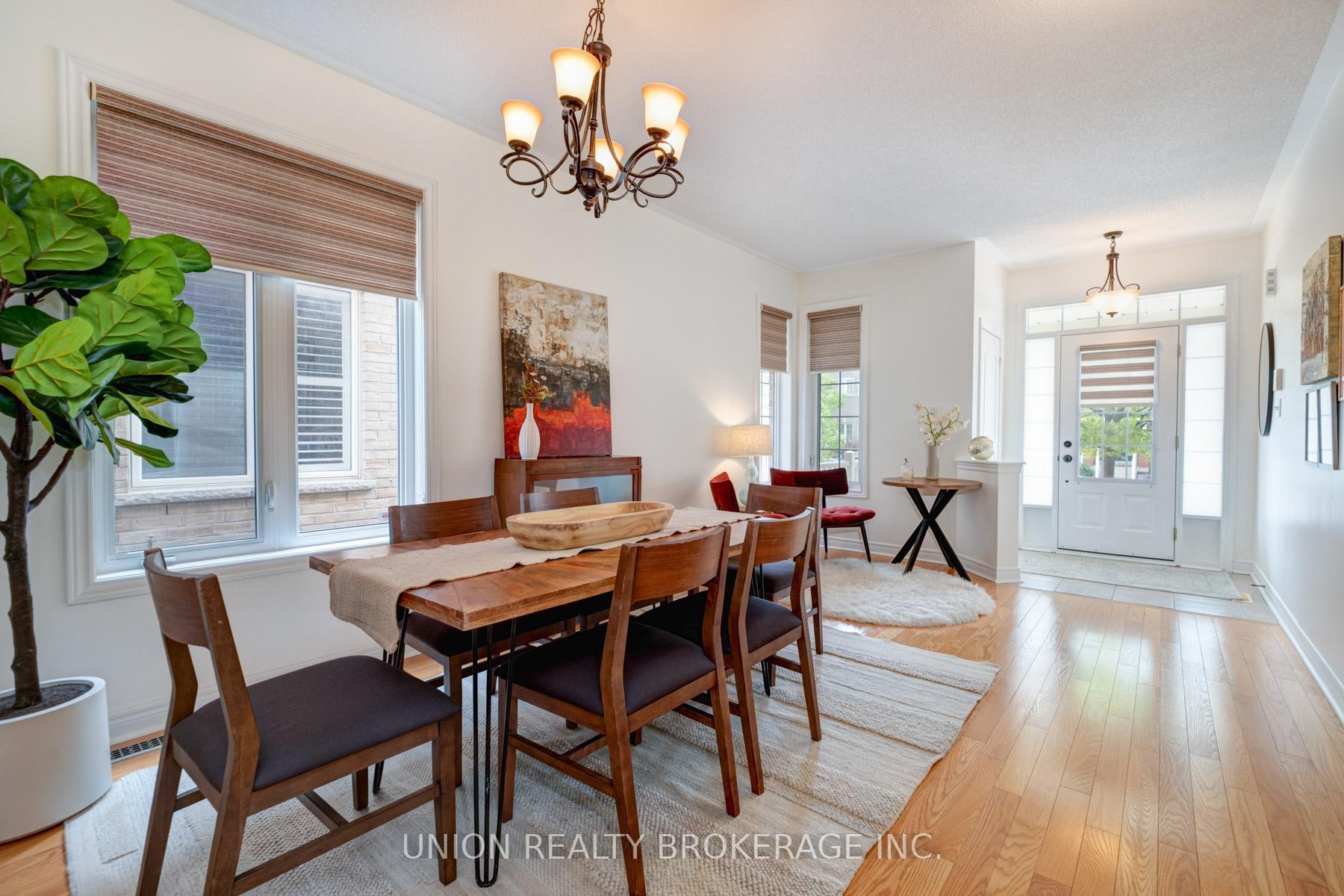 69 Mantle Avenue, Whitchurch-Stouffville