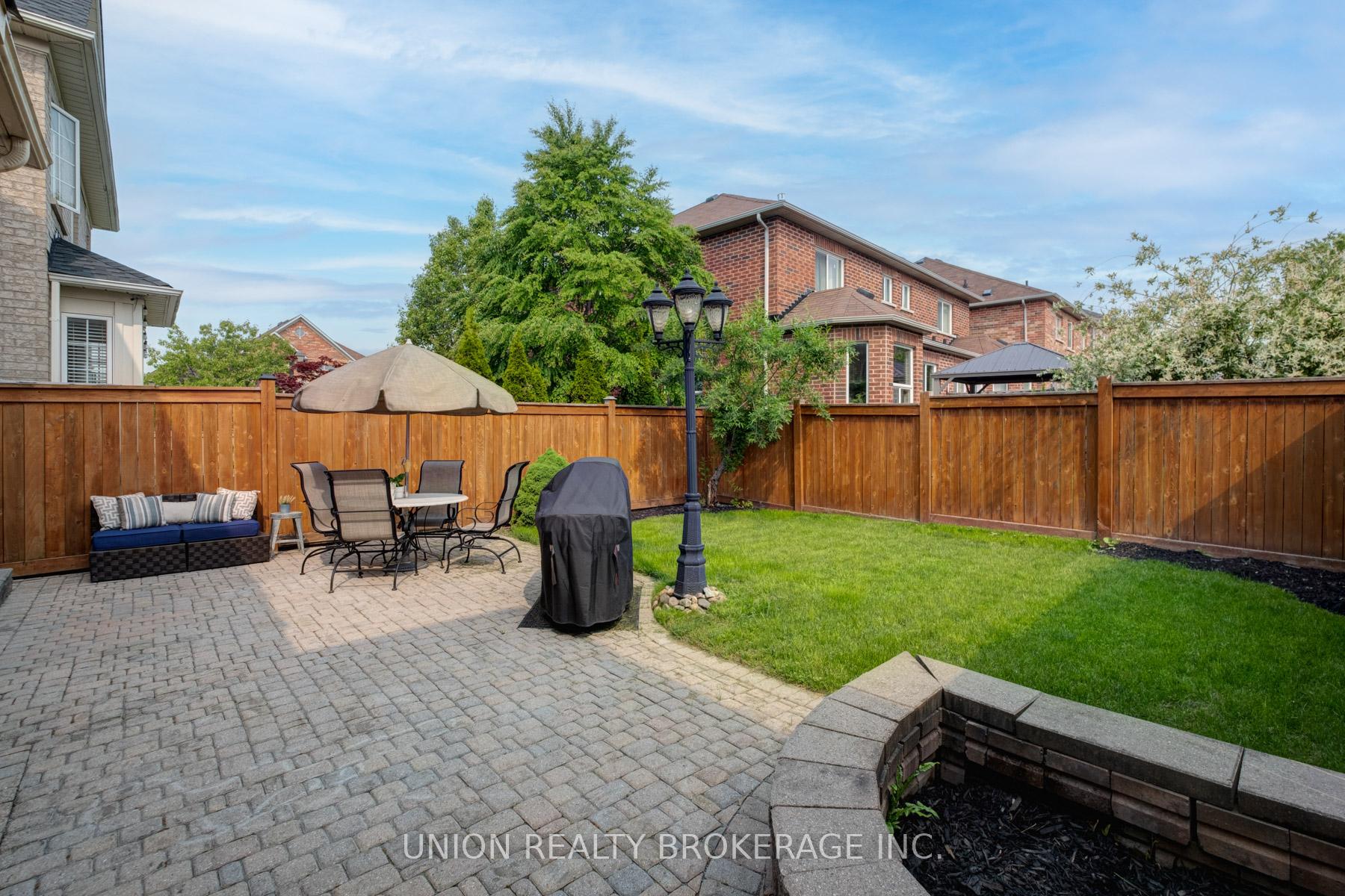 69 Mantle Avenue, Whitchurch-Stouffville