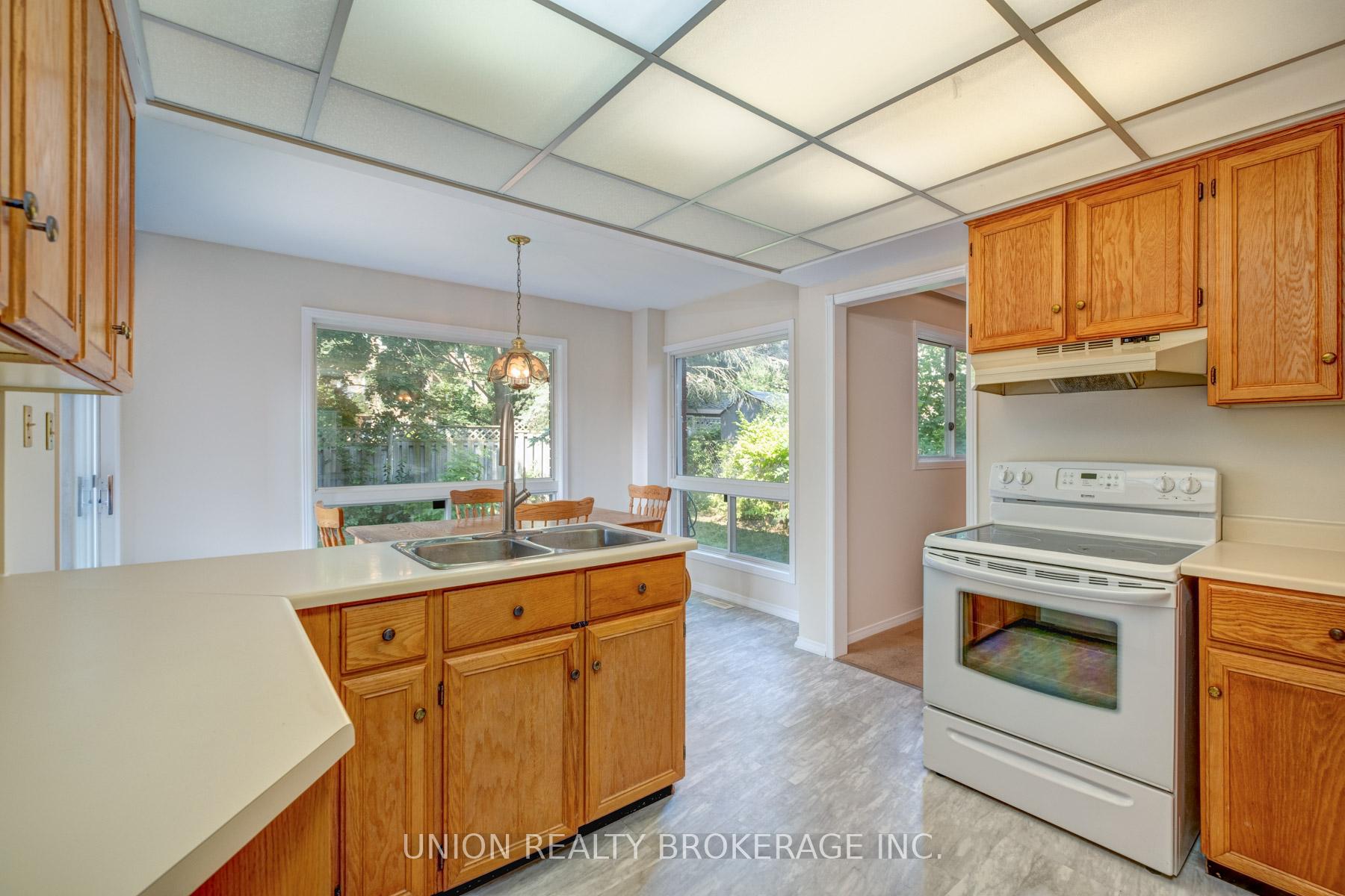 20 Richler Crescent
