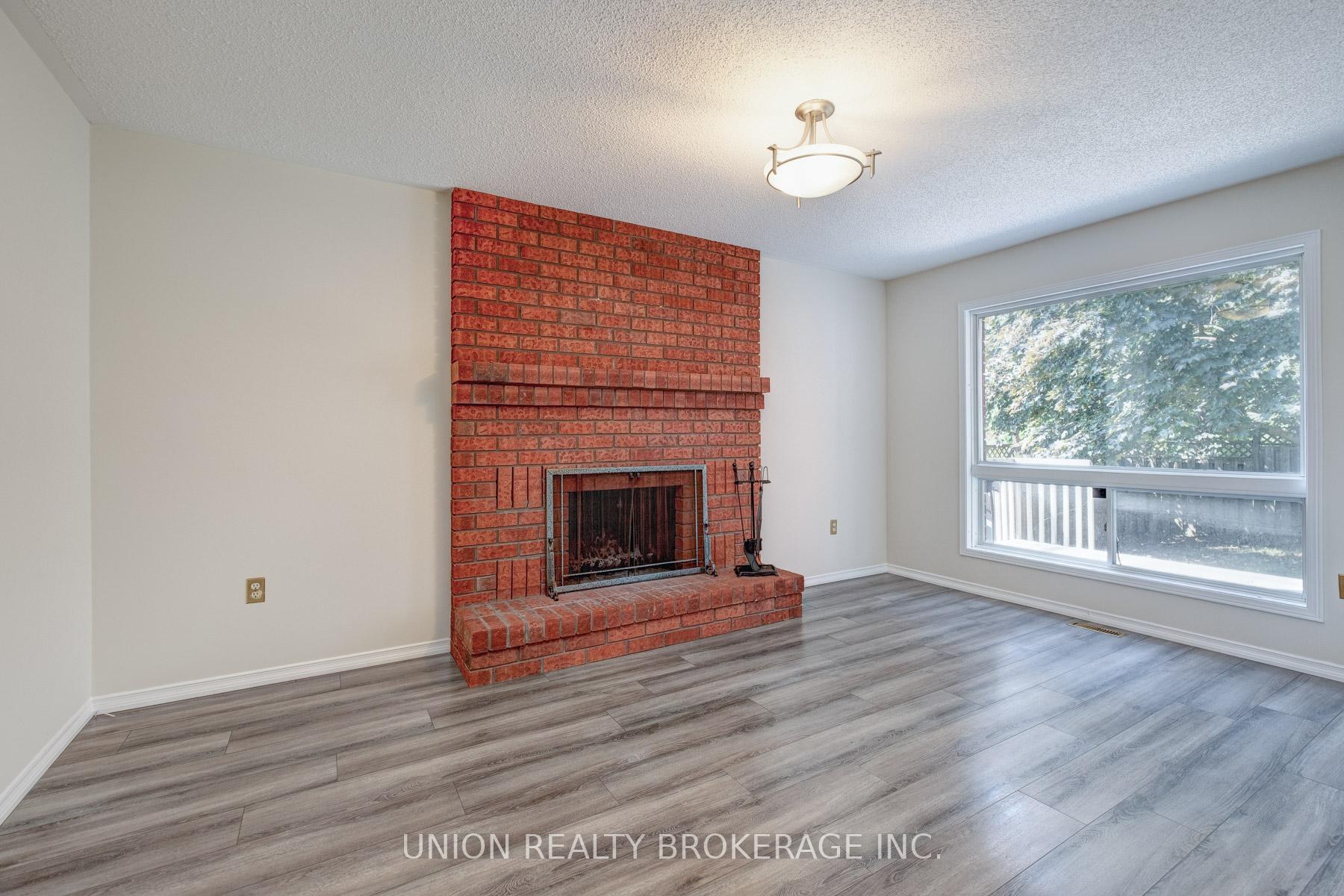 20 Richler Crescent