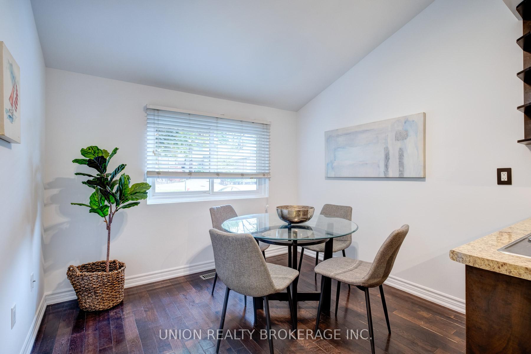 #29 - 336 Queen Street Unit: 29