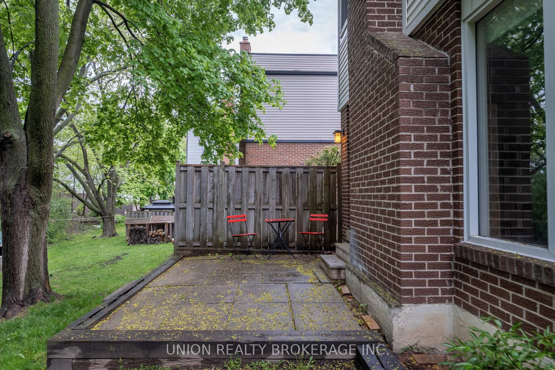 #29 - 336 Queen Street Unit: 29