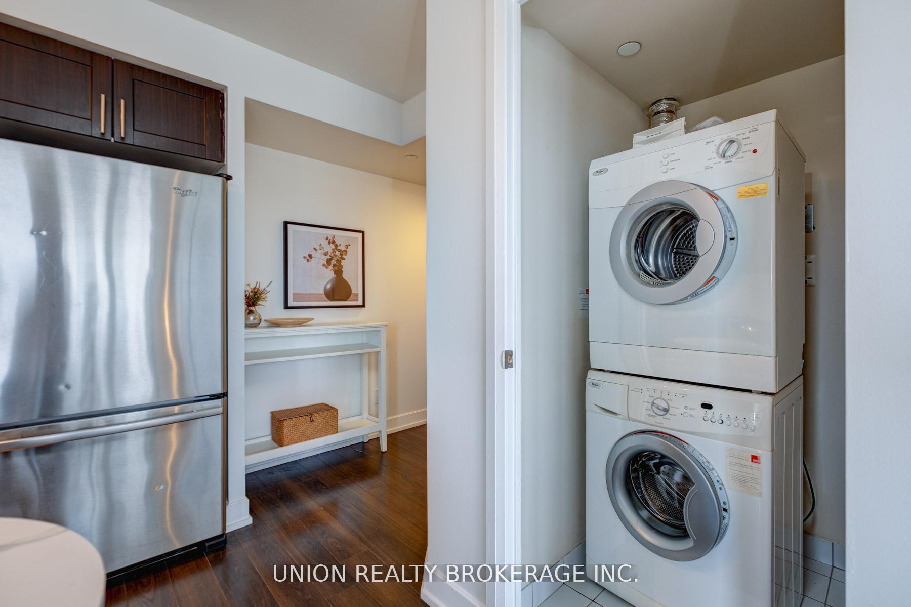 #824 - 2 Eva Road, Toronto Unit: 824