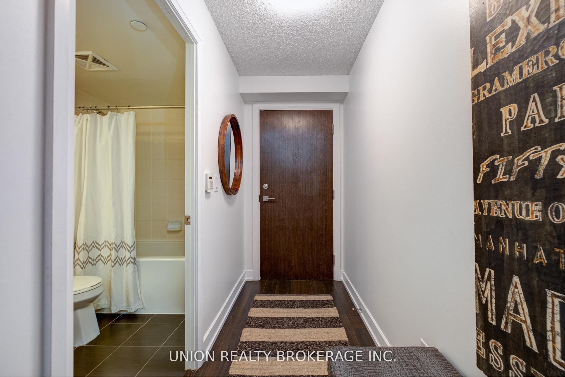 #824 - 2 Eva Road, Toronto Unit: 824