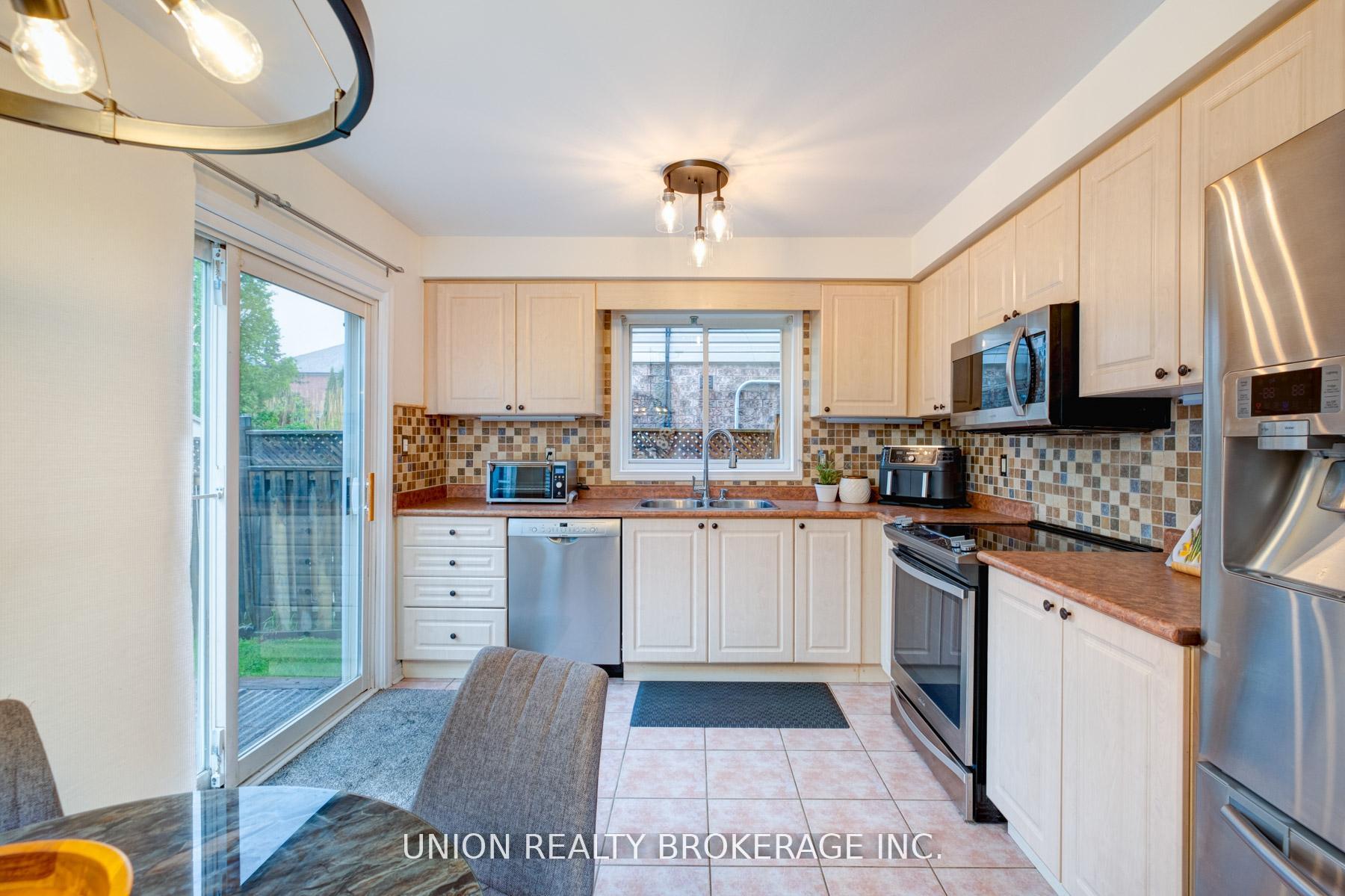 84 Worthington Avenue