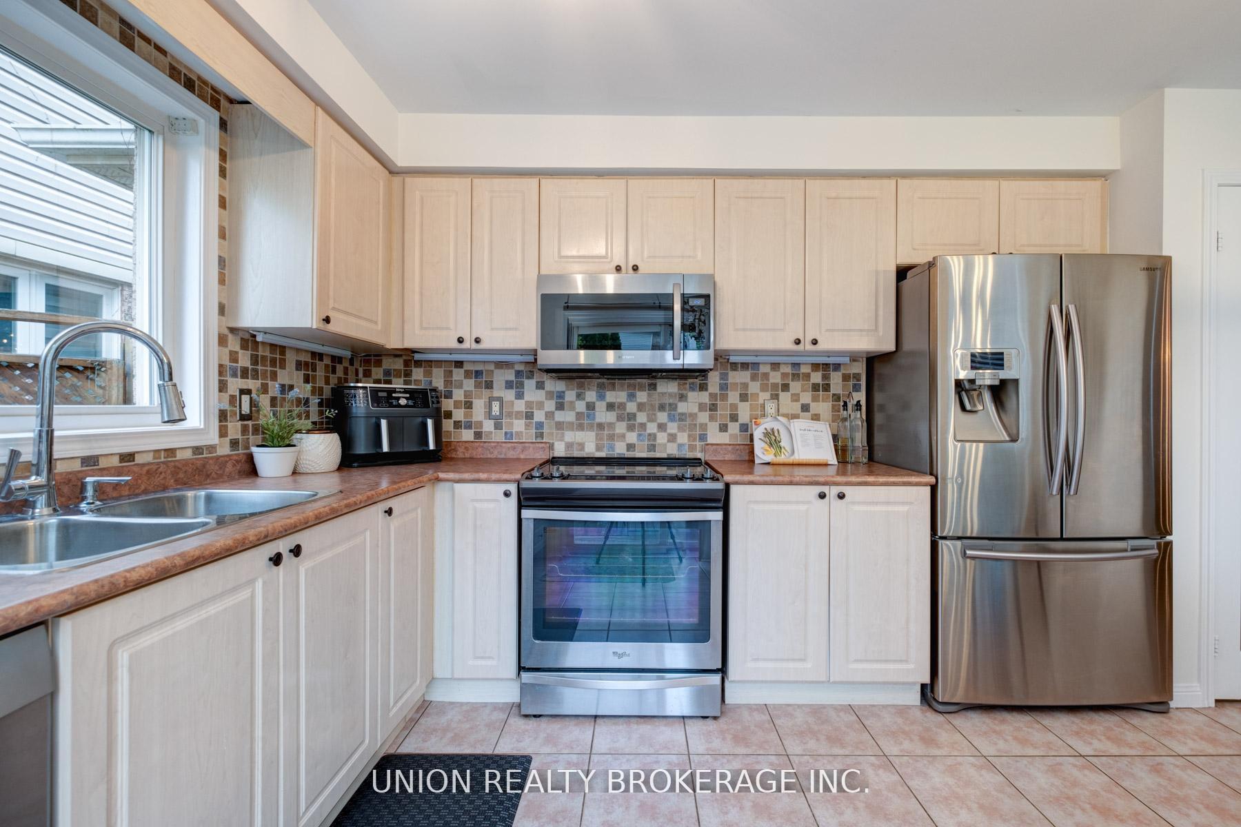 84 Worthington Avenue