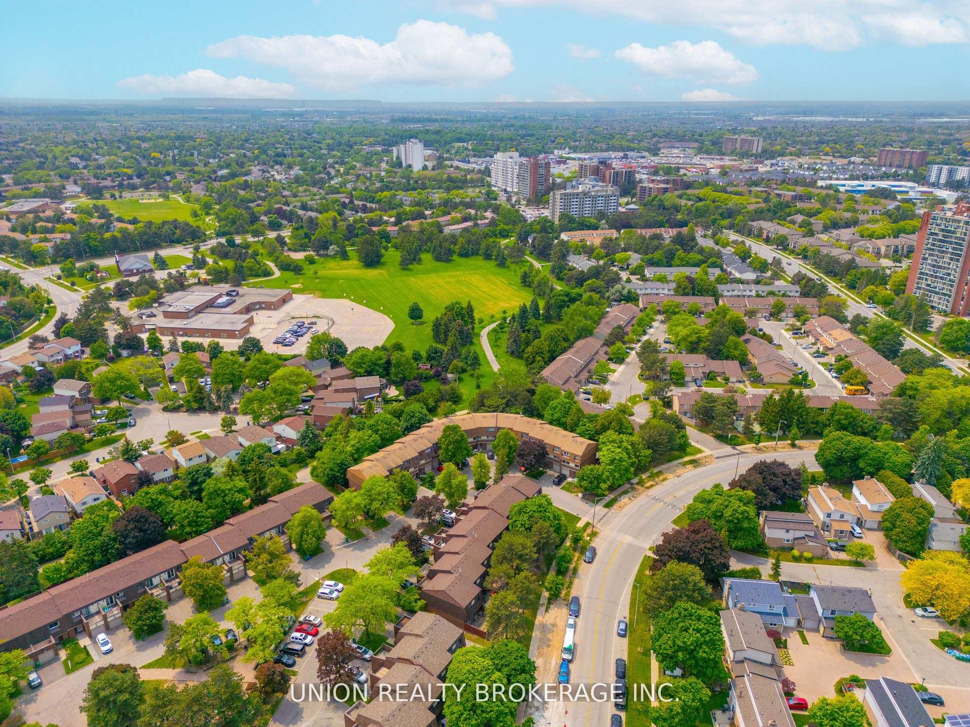 2423 Brasilia Circle
