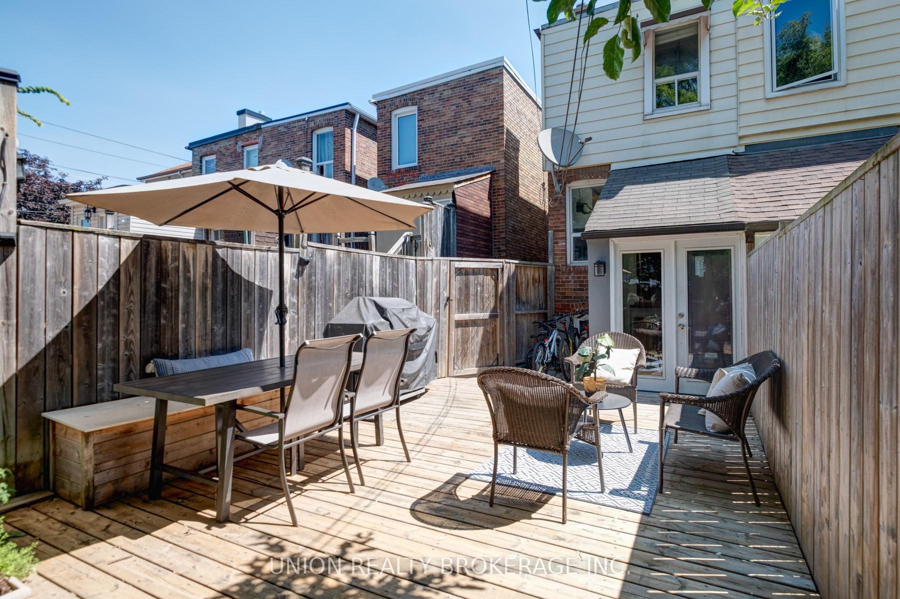 104 Blackthorn Avenue, Toronto W03