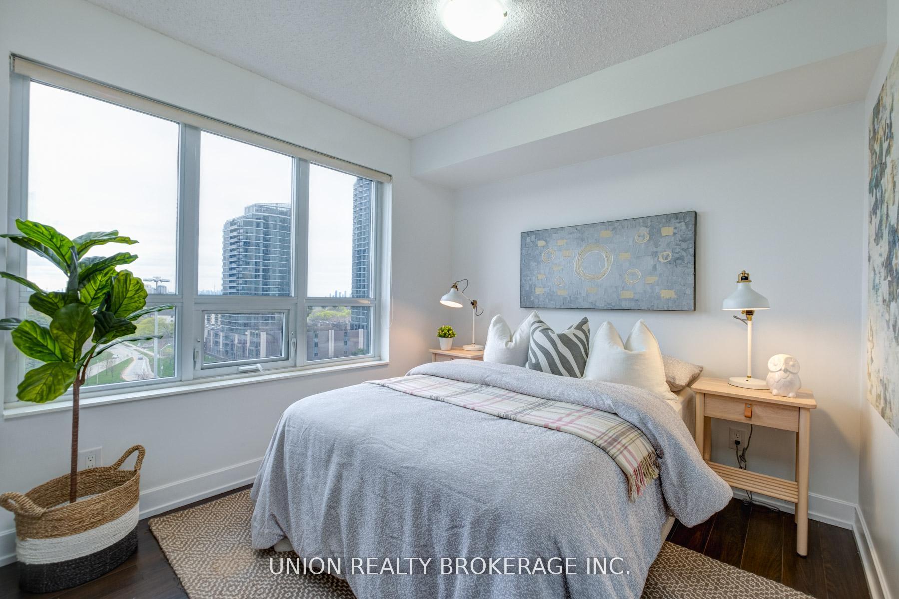 2 Eva Road Suite 824