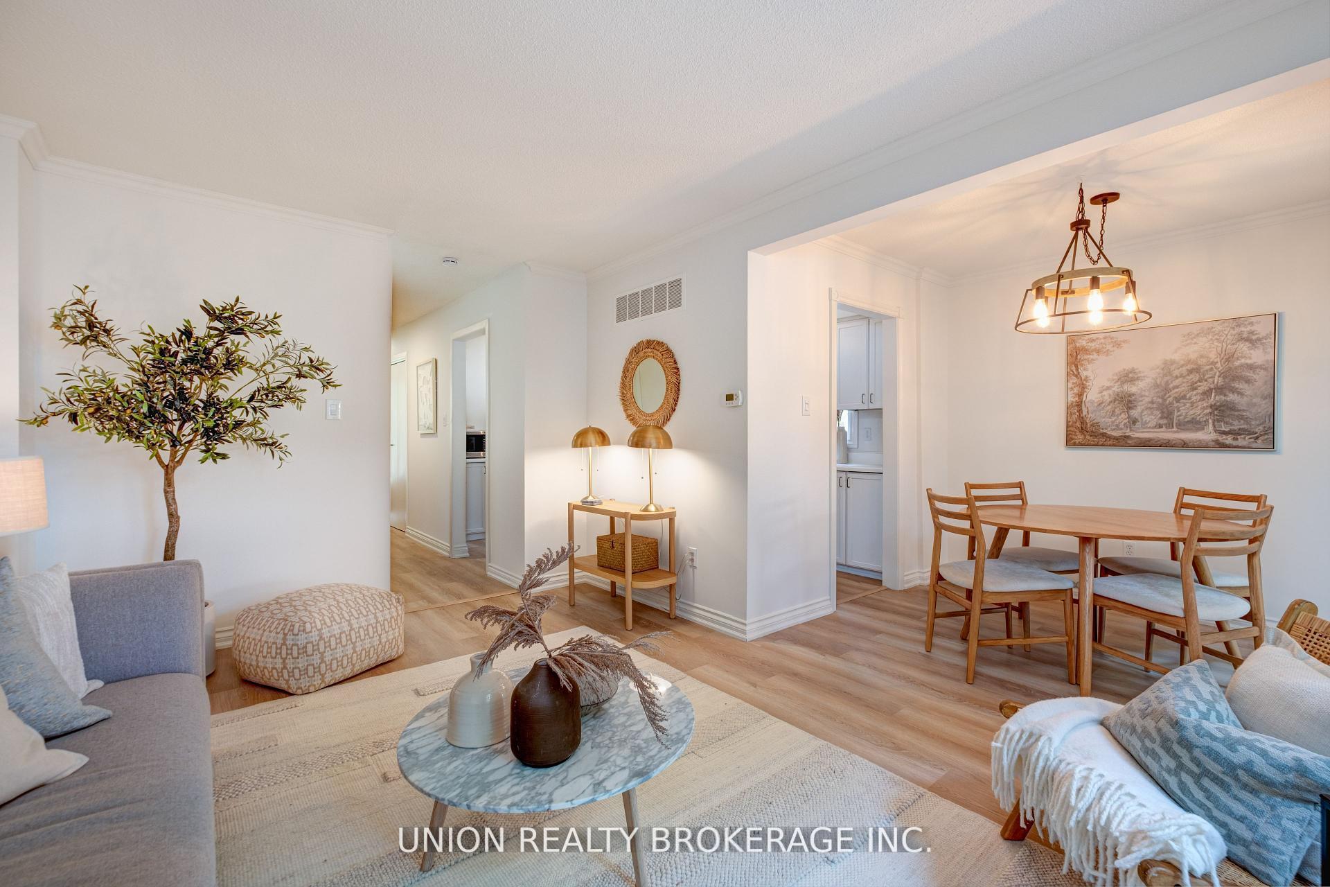 2423 Brasilia Circle