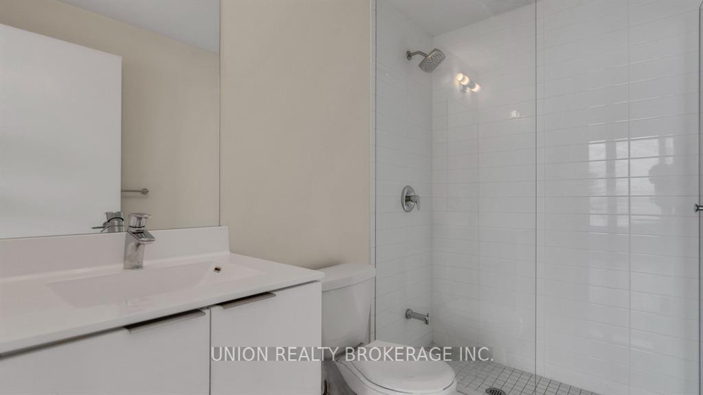 20 Shore Breeze Drive 3907, Toronto W06 Unit: 3907