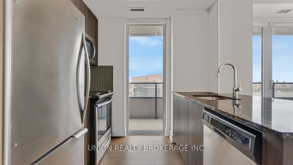 20 Shore Breeze Drive 3907, Toronto W06 Unit: 3907