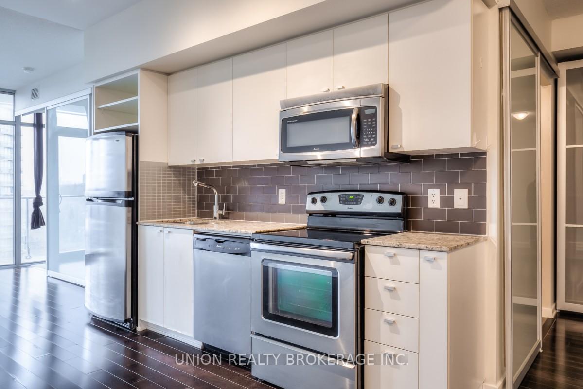 103 The Queensway N/A 1115, Toronto W01 Unit: 1115