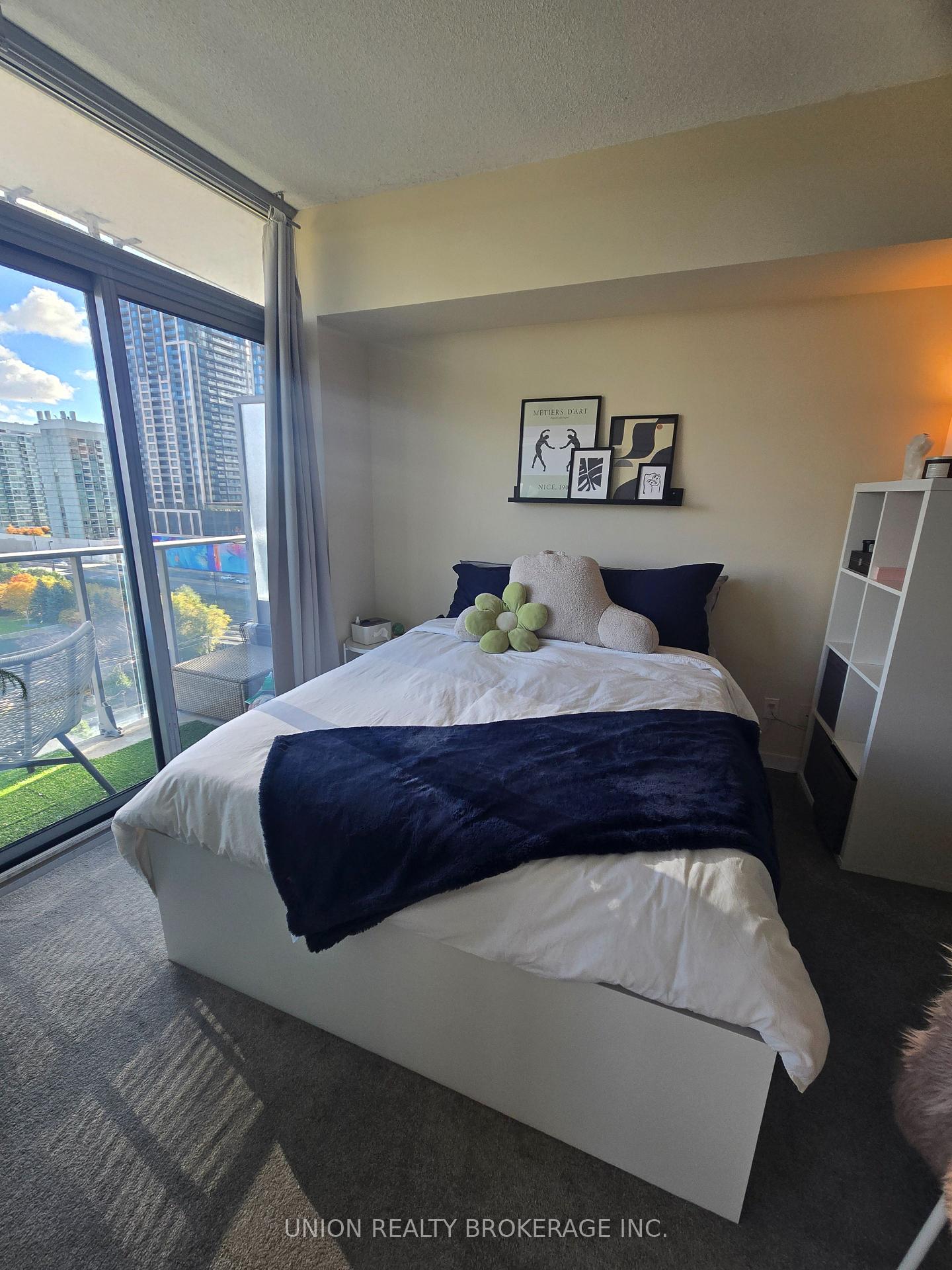 103 The Queensway N/A 1115, Toronto W01 Unit: 1115