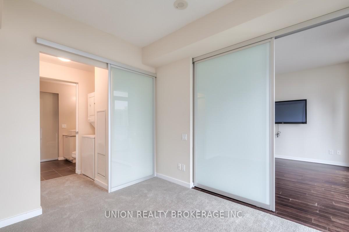 103 The Queensway N/A 1115, Toronto W01 Unit: 1115