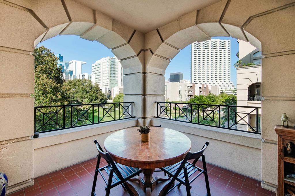 655 India St 304